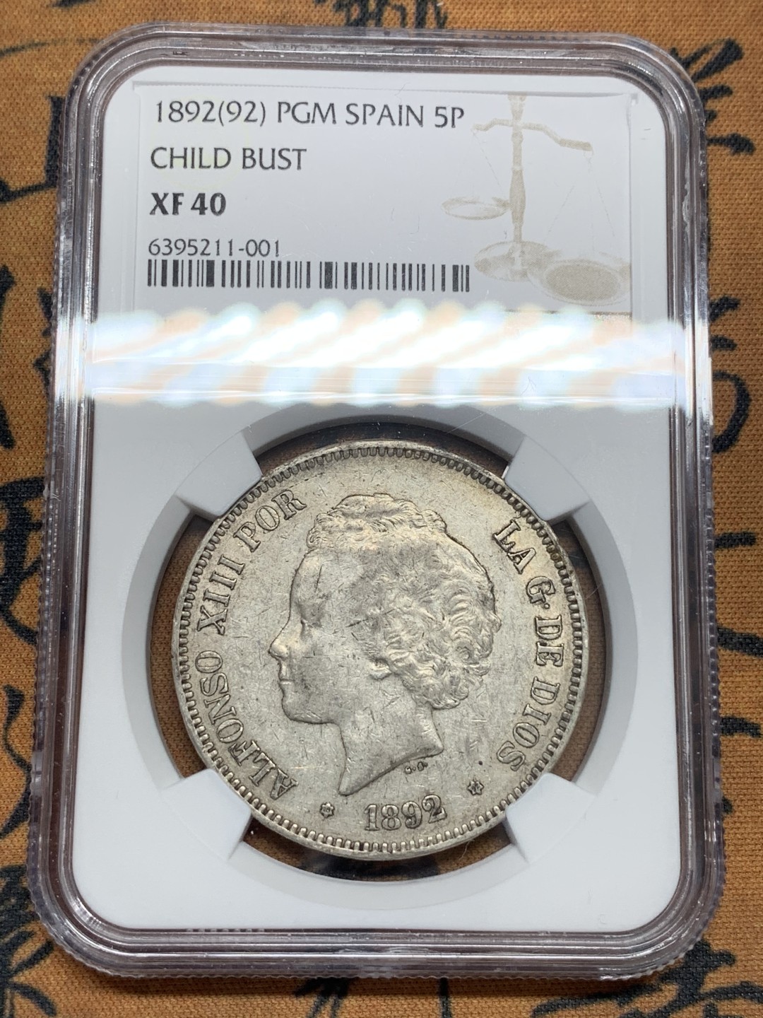 《竞宝斋》第95场-本周日，周一，周四，3场连拍（全场不限金额包邮） NGC-XF40 西班牙1892年 阿方索十三世 5比塞塔双柱大银币 原味好品 较少的爆炸头