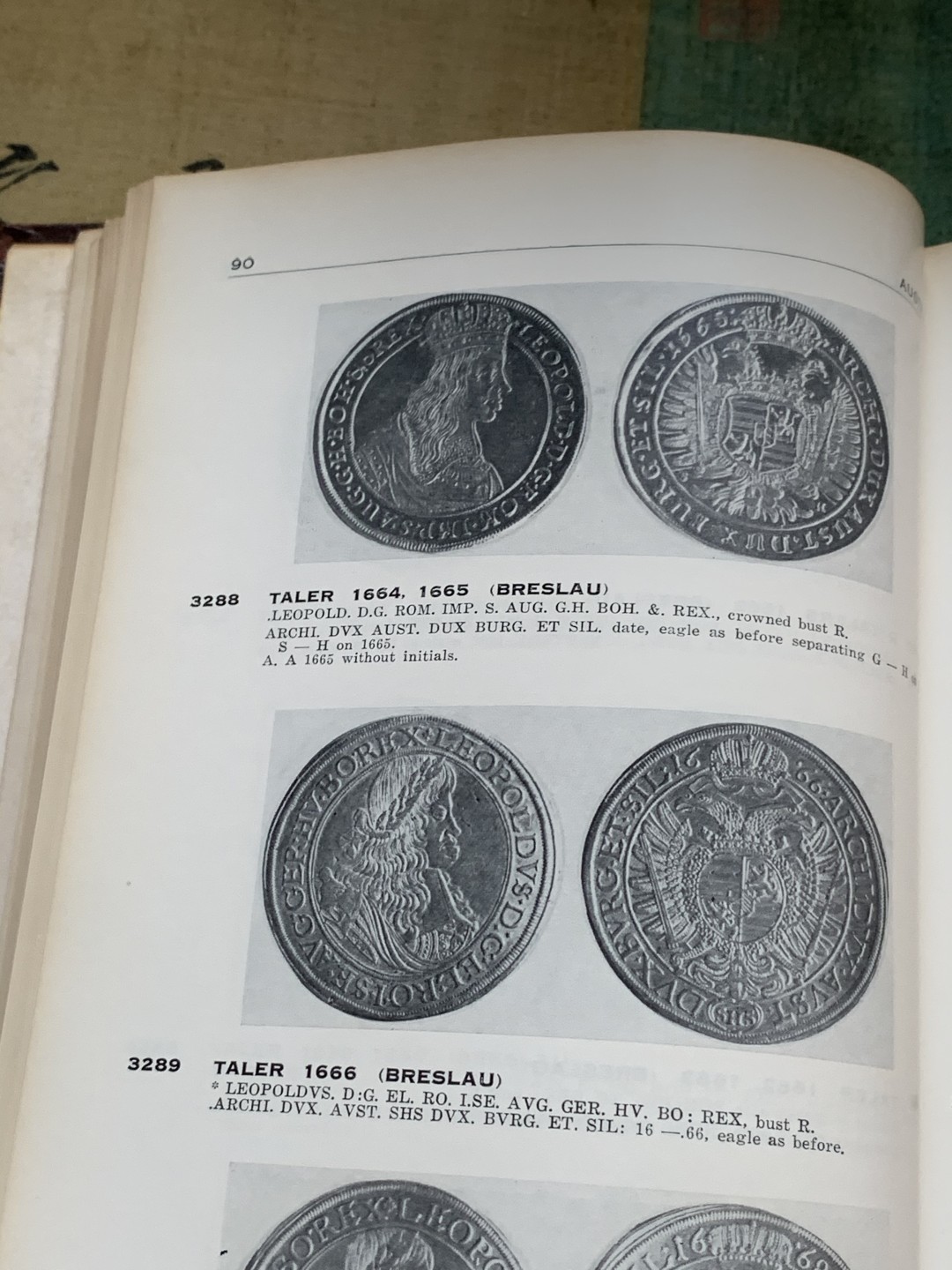 《竞宝斋》第96场-本周日，周一，周四，3场连拍（全场不限金额包邮） 达文波特 欧洲克朗1600-1700 达文波特目录最少版本 厚达630页