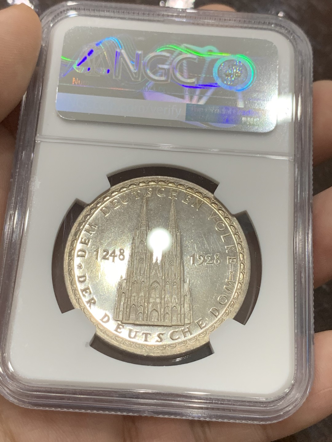 《竞宝斋》第96场-本周日，周一，周四，3场连拍（全场不限金额包邮） NGC MS65 德国1928年科隆大教堂开工680周年纪念银章 直径36毫米 重量25克 高分难得