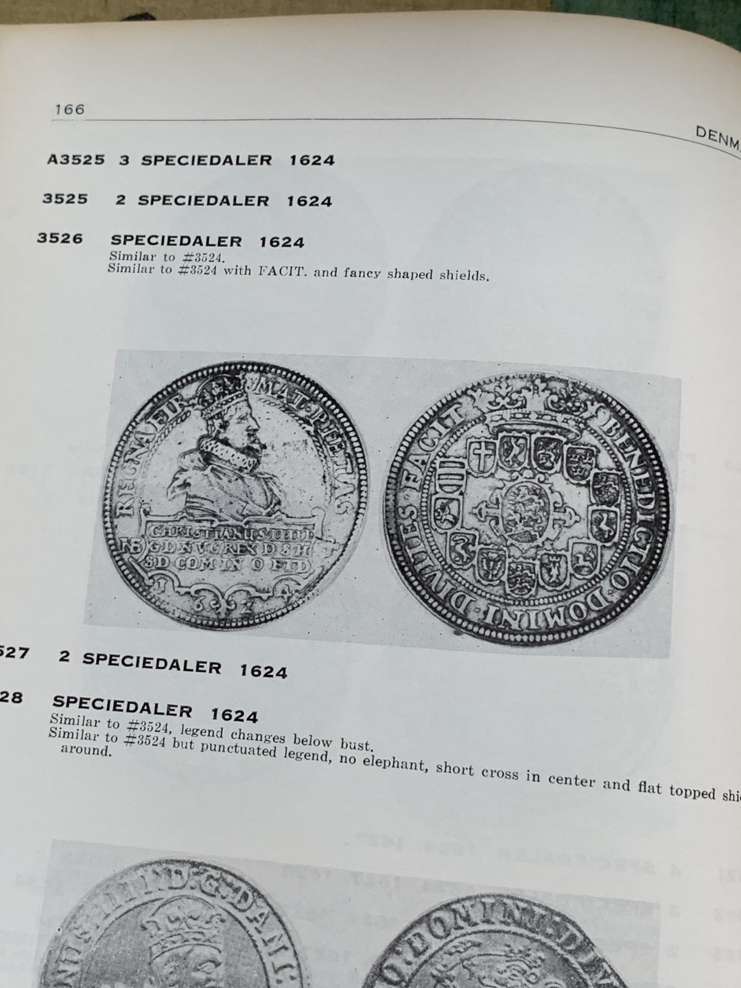 《竞宝斋》第96场-本周日，周一，周四，3场连拍（全场不限金额包邮） 达文波特 欧洲克朗1600-1700 达文波特目录最少版本 厚达630页