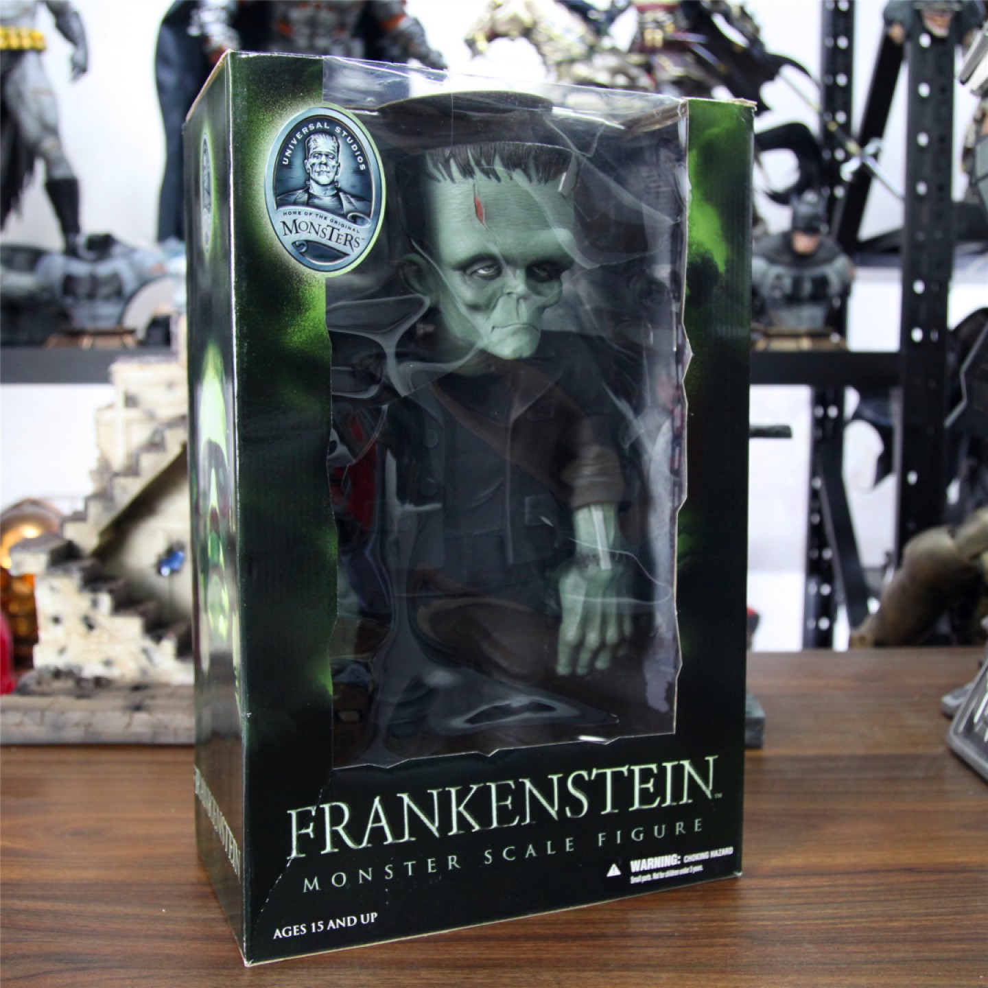 零元拍：初版MEZCO18寸环球怪物宇宙科学怪人弗兰肯潮玩公仔人偶模型，全新未拆。中拍还送价值25元盒乐屋定分卡一套