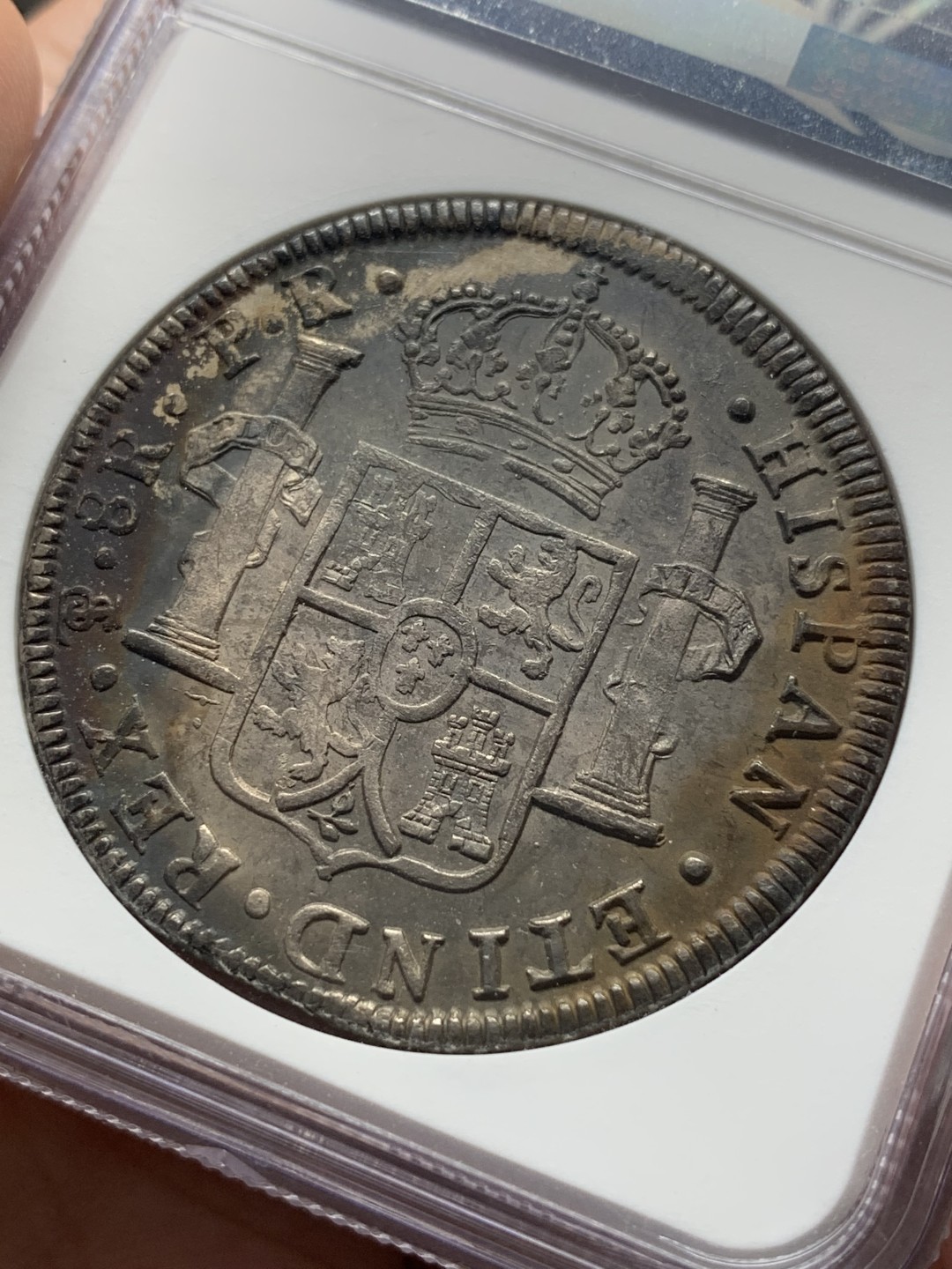 《竞宝斋》第96场-本周日，周一，周四，3场连拍（全场不限金额包邮） NGC UNC 包浆币评级 玻利维亚 1787年 卡三 8里亚尔 双柱 大银币 双面深打均匀 包浆深厚也导致了没分