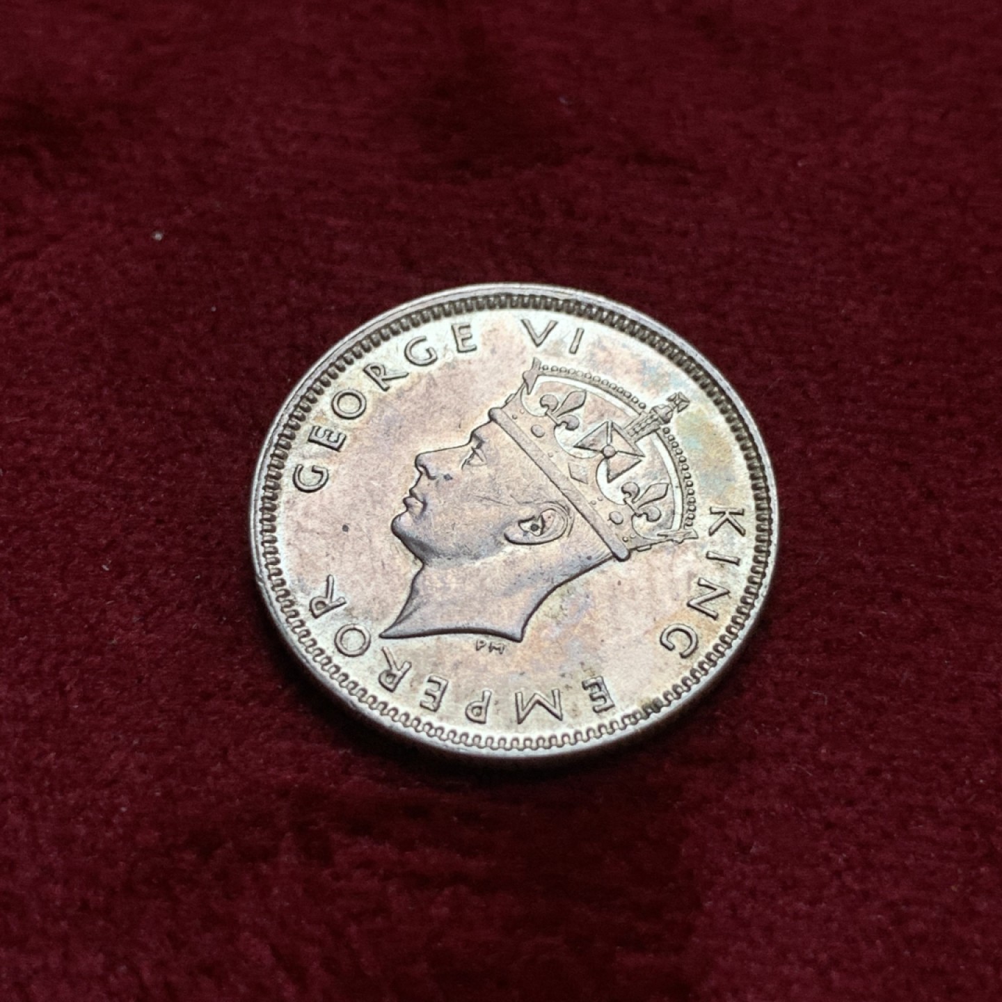 《竞宝斋》第96场-本周日，周一，周四，3场连拍（全场不限金额包邮） 1942年 英属斐济 乔治六世 6便士 银币 高银版年份