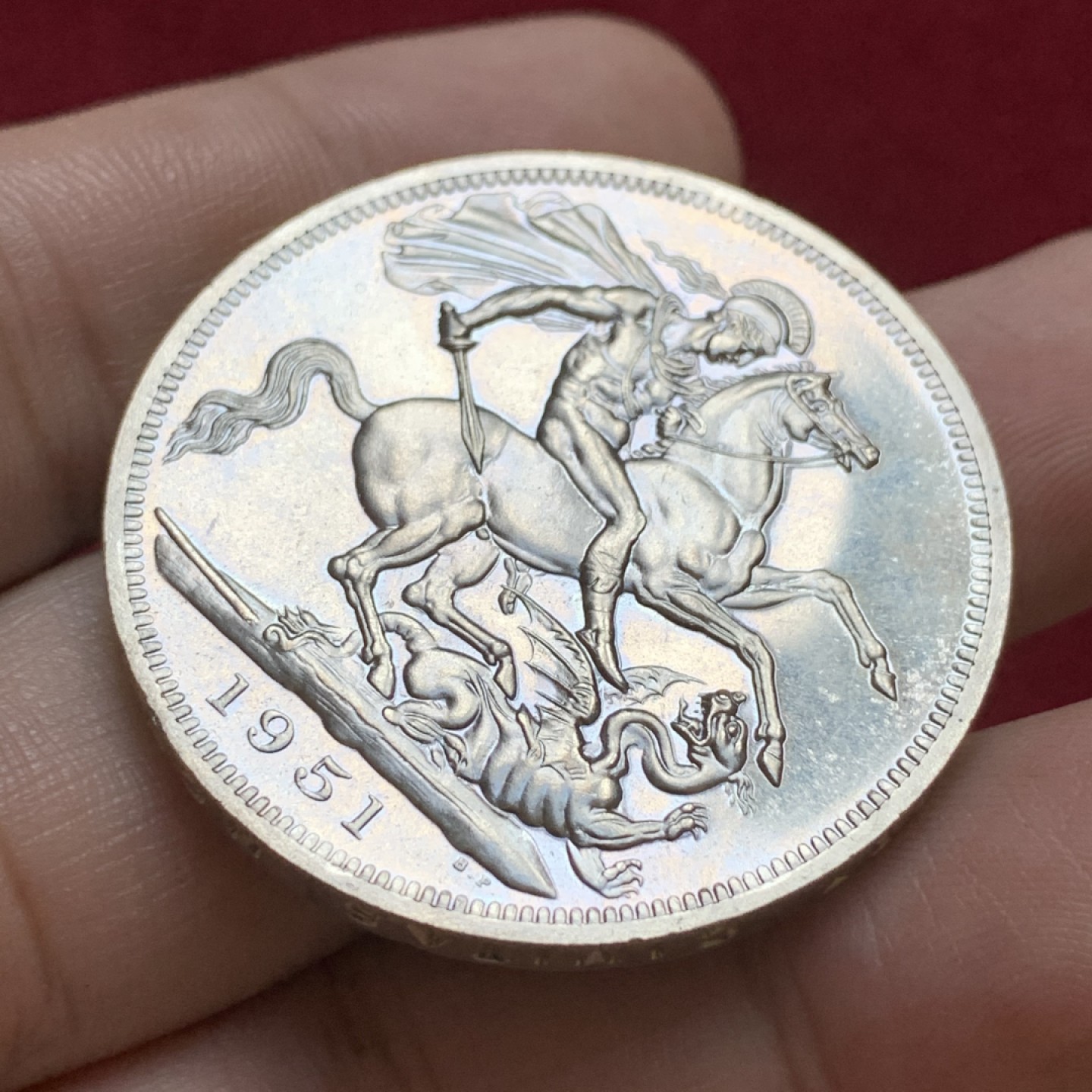 《竞宝斋》第96场-本周日，周一，周四，3场连拍（全场不限金额包邮） 英国  1951年  乔治六世 最后的马剑  克朗镍马剑 红盒带证书