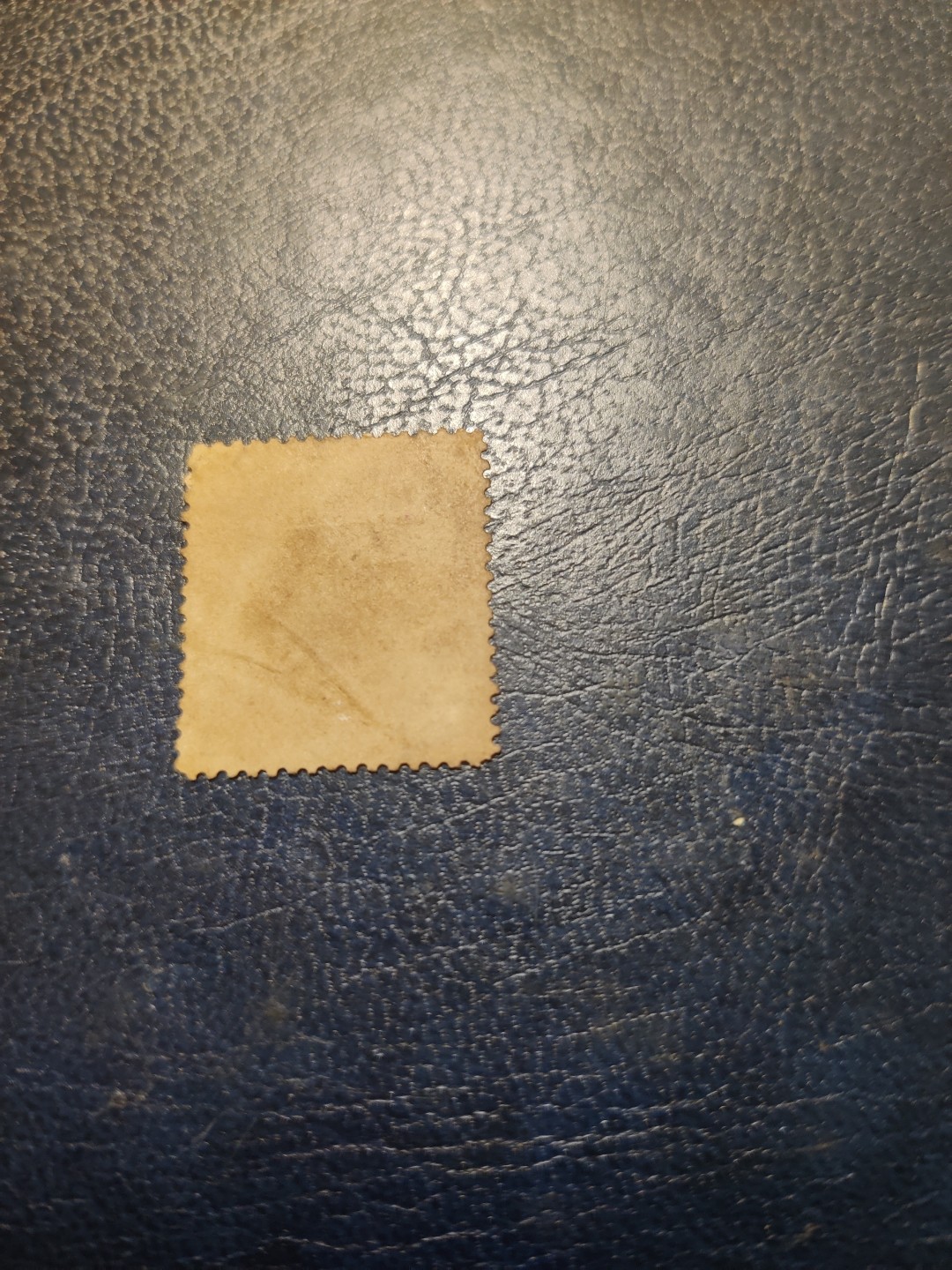 洪涛臻品 精选邮票限时拍卖第三十二期 比大清龙票还早的龙票！上海地方发行的龙邮票！验证过保真，如非真品终生包退，品相自定(后三图2012-2017-2022年价格谨供参考)。百年真品古董，入手大清时期邮票实物的难得机会！