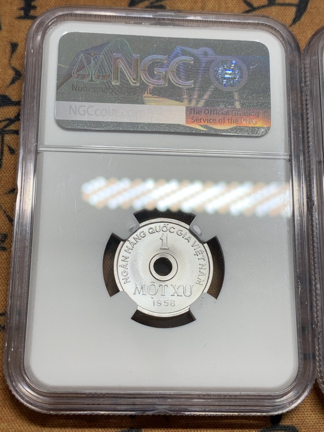 《竞宝斋》第96场-本周日，周一，周四，3场连拍（全场不限金额包邮） 印支三兄弟–ngc 越南1958年高分ms铝币一套3枚