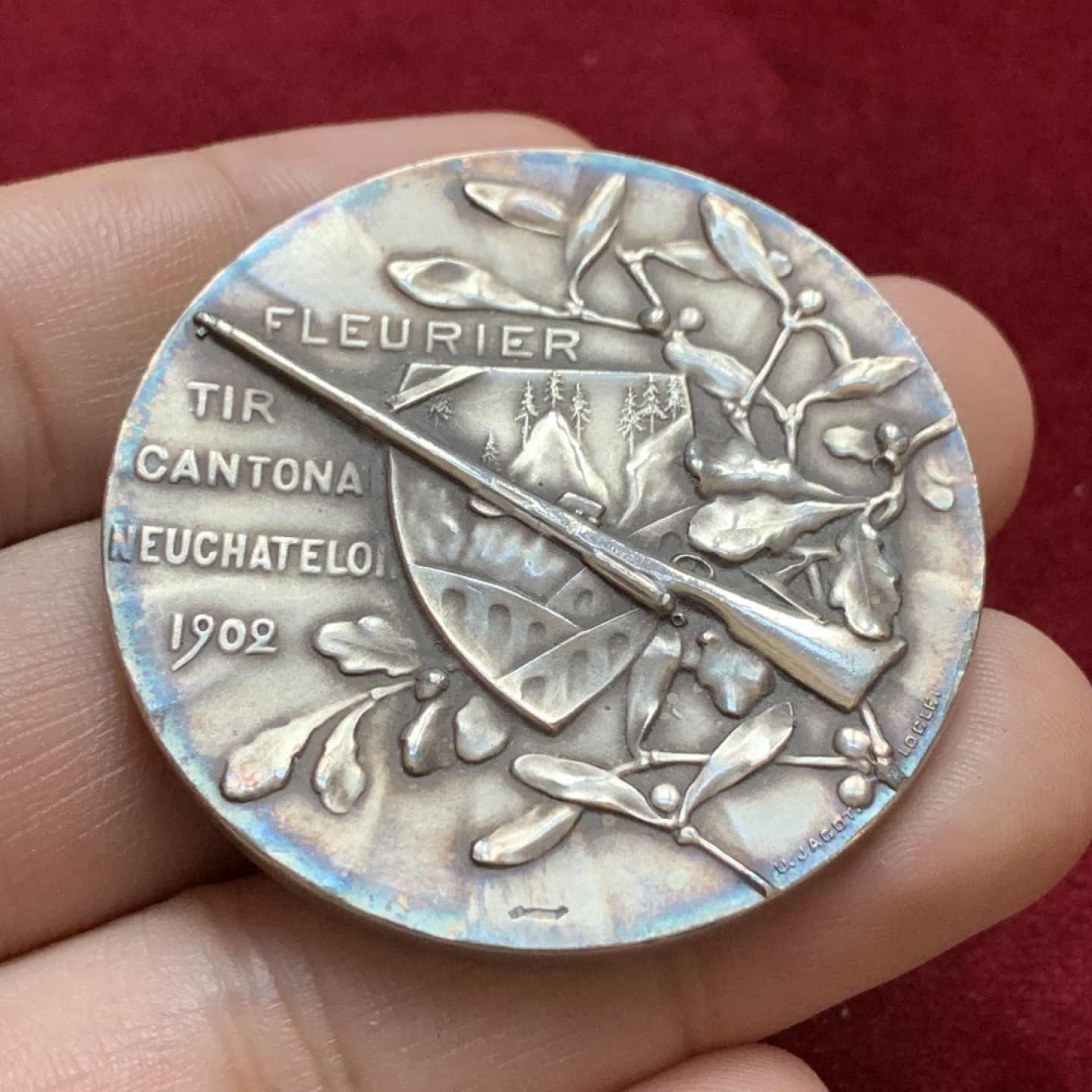《竞宝斋》第96场-本周日，周一，周四，3场连拍（全场不限金额包邮） 1902年瑞士纳沙泰尔射击节银章带原盒 少见热门品种，引用编号：R-986