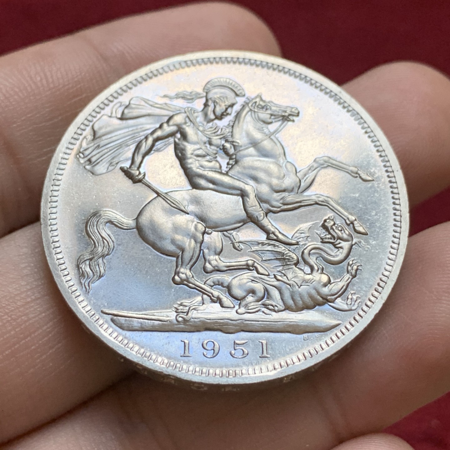 《竞宝斋》第96场-本周日，周一，周四，3场连拍（全场不限金额包邮） 英国  1951年  乔治六世 最后的马剑  克朗镍马剑 红盒带证书