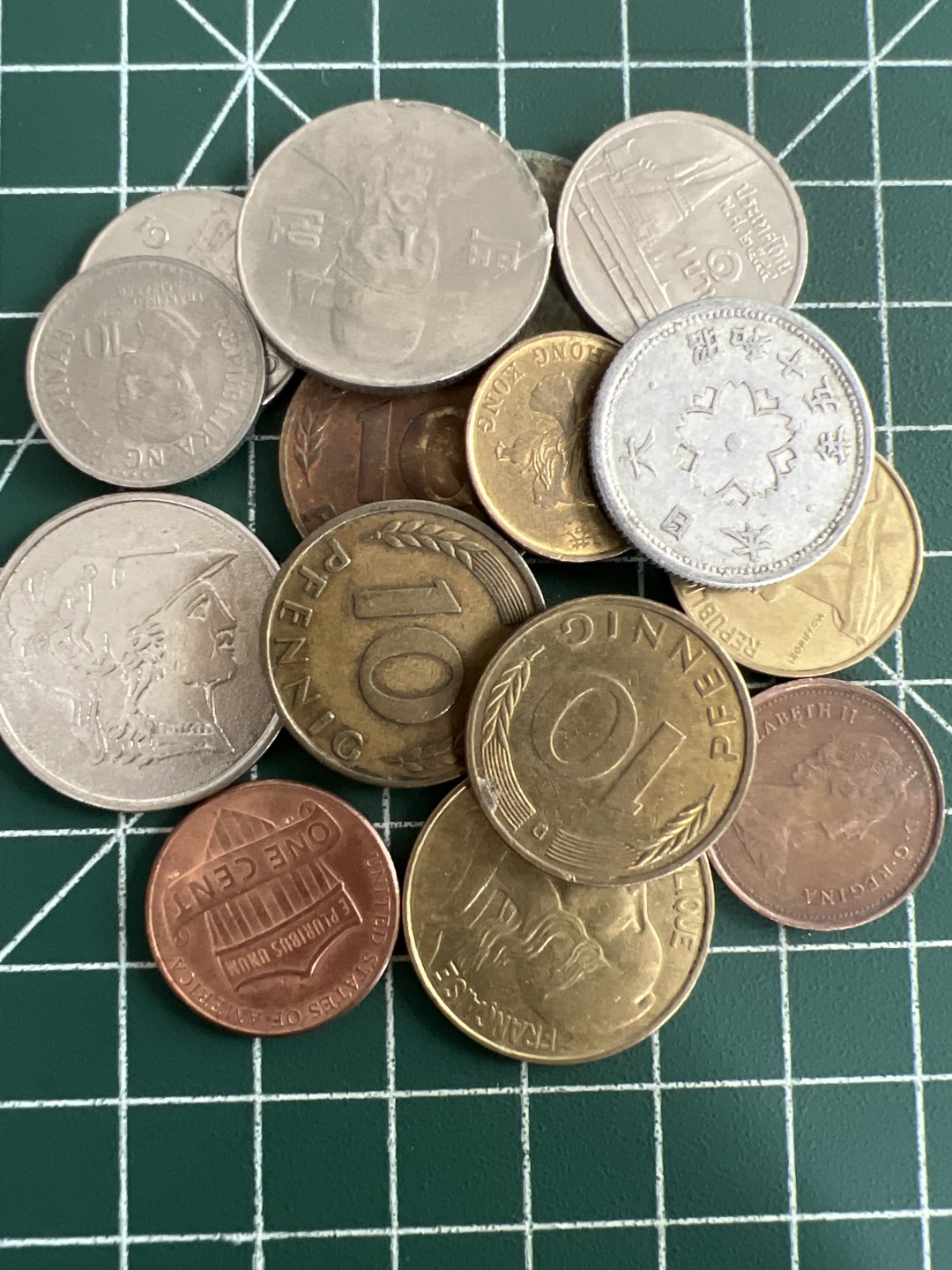 泡泡堂第九十三期  世界硬币纪念章邮票专场（无押金，无佣金，捡漏，全场20包邮，偏远地区除外） 杂币一组十八