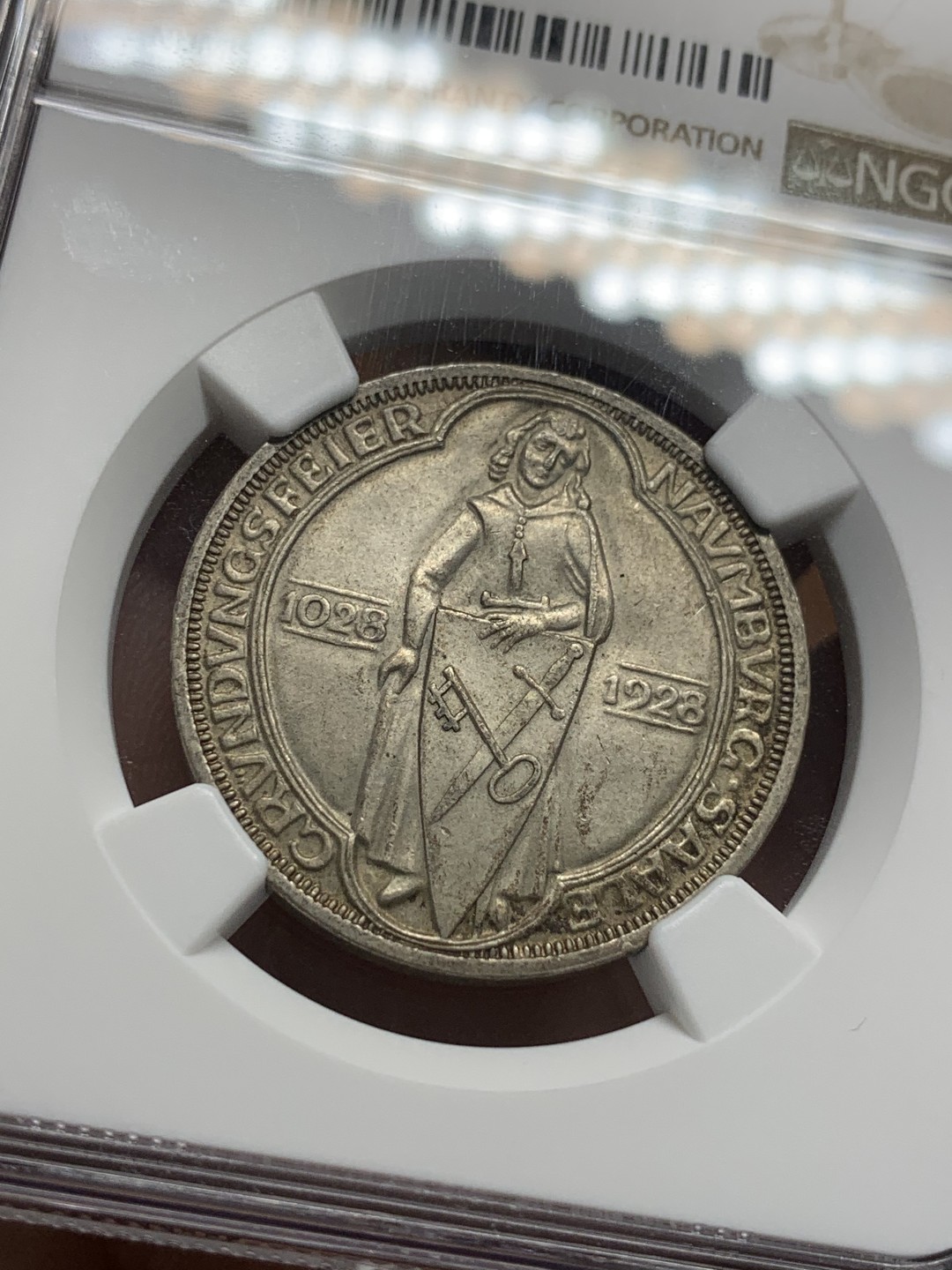 《竞宝斋》第96场-本周日，周一，周四，3场连拍（全场不限金额包邮） NGC MS63，德国魏玛，1928年玛瑙堡3马克 非常少见的品种