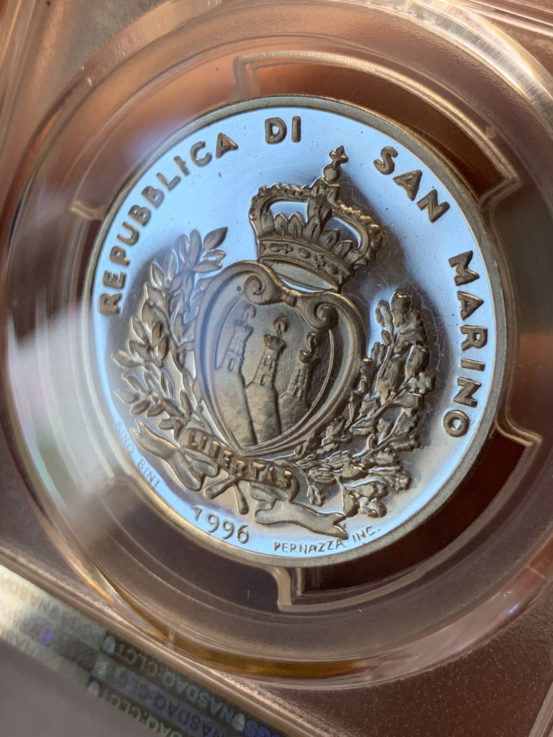 《竞宝斋》第96场-本周日，周一，周四，3场连拍（全场不限金额包邮） PCGS PR67DCAM 圣马力诺 1996年 5000里拉精制银币（唯一冠军分） 深度镜面