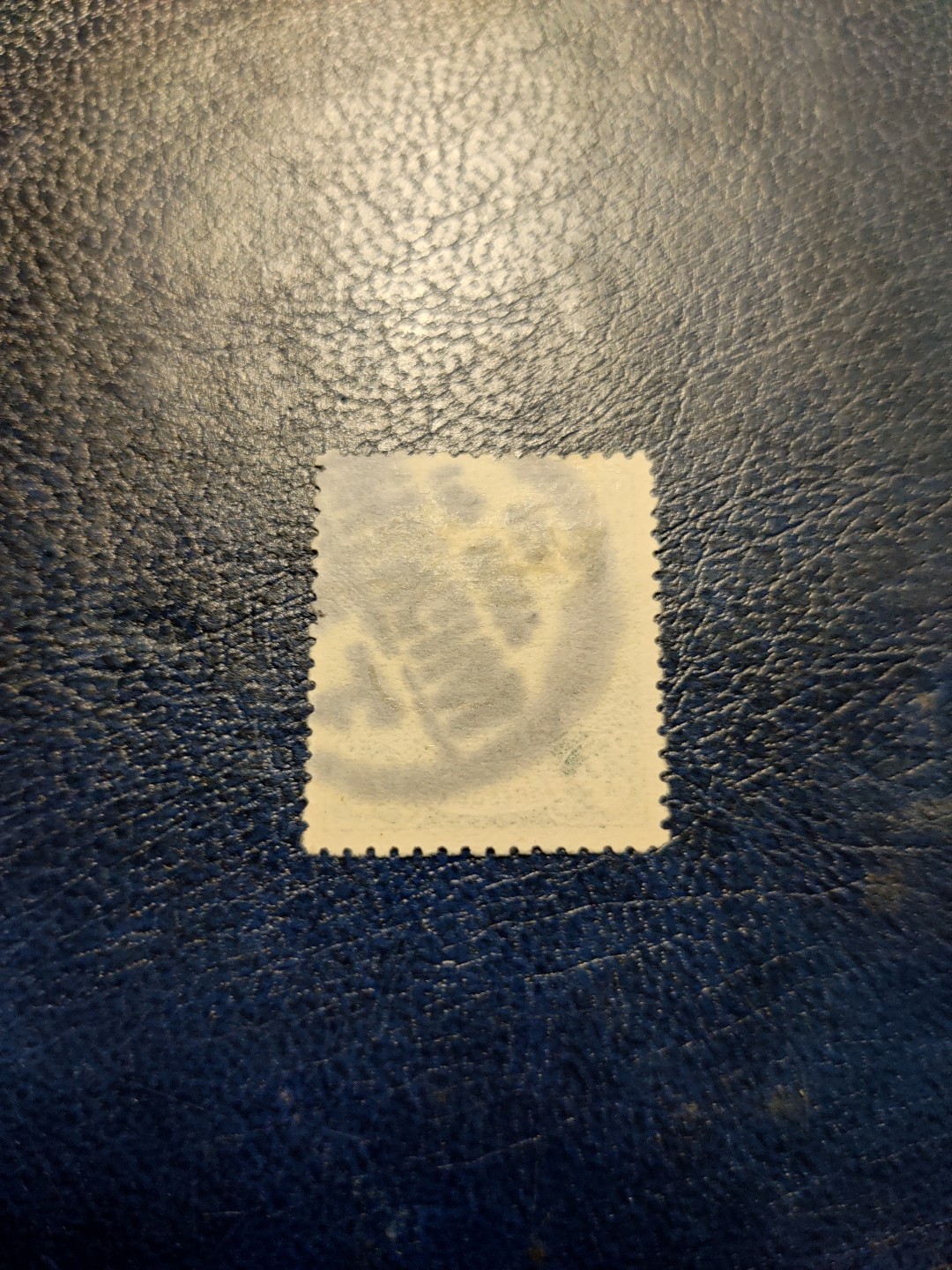 洪涛臻品 精选邮票限时拍卖第三十二期 清代龙票3分，上海戳漂亮（图3谨供参考）！验证过保真，如非真品终生包退，品相自定。百年真品古董，入手大清邮票实物的难得机会！