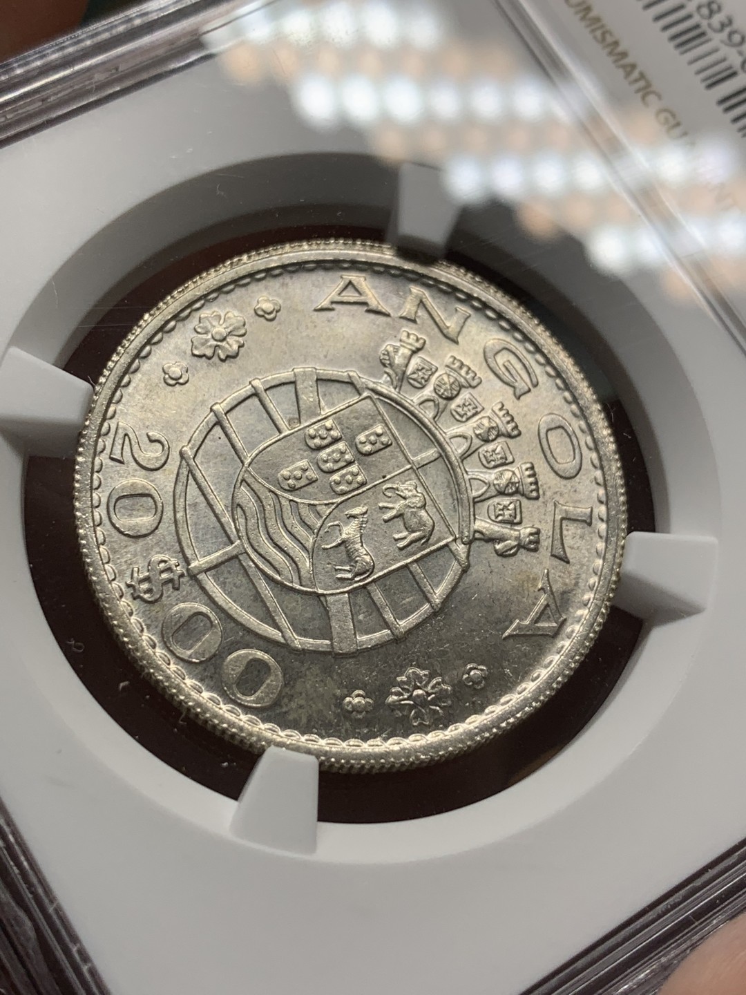 《竞宝斋》第96场-本周日，周一，周四，3场连拍（全场不限金额包邮） NGC MS65 葡属安哥拉1955年20埃斯库多银币 高分好品