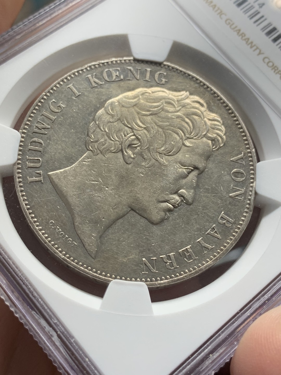 《竞宝斋》第96场-本周日，周一，周四，3场连拍（全场不限金额包邮） NGC-AUD 巴伐利亚1843年2泰勒 巴伐利亚历史系泰勒学院2泰勒37克大银币 品相很好细节清晰