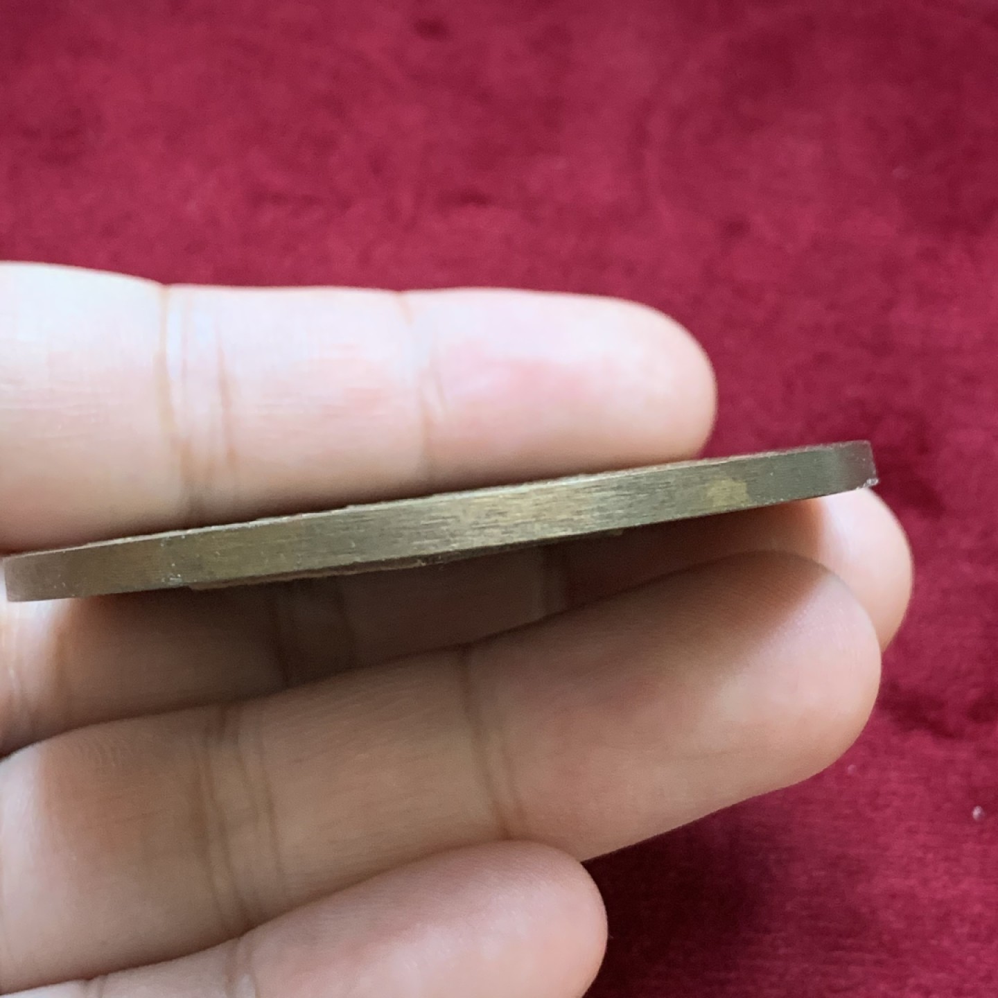 《竞宝斋》第96场-本周日，周一，周四，3场连拍（全场不限金额包邮） 维也纳1955年国家歌剧院修复纪念铜章 直径约60毫米 重量约76.4克