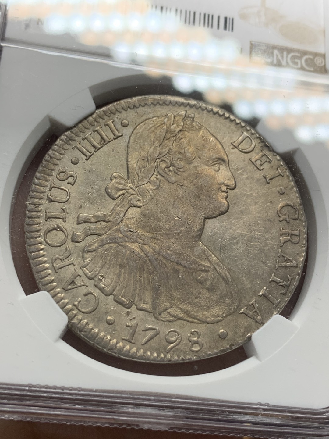 《竞宝斋》第96场-本周日，周一，周四，3场连拍（全场不限金额包邮） NGC AU 墨西哥 1798年 卡四 8里亚尔 双柱大银币 双面深打 带包浆