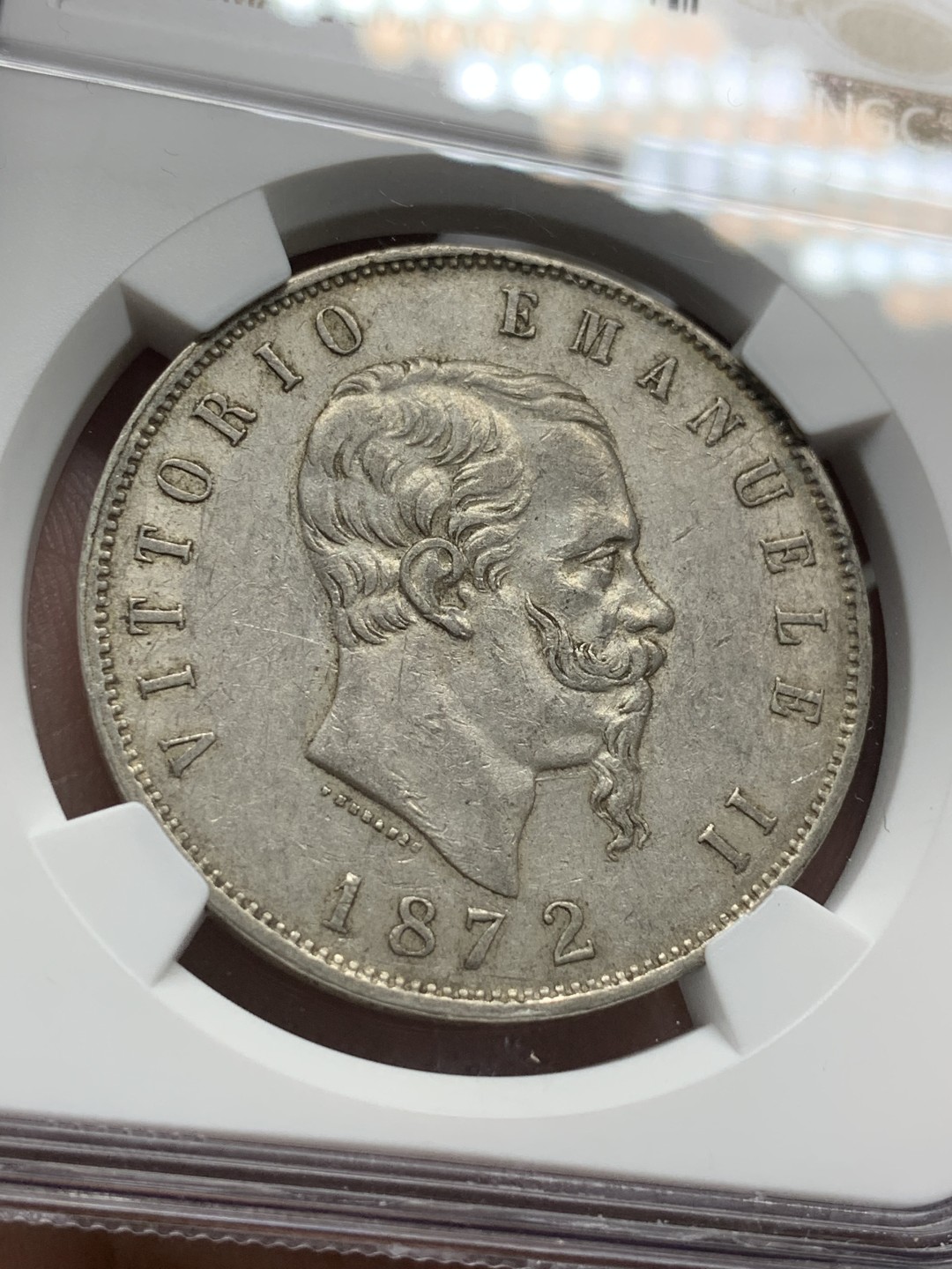 《竞宝斋》第96场-本周日，周一，周四，3场连拍（全场不限金额包邮） NGC-AU53 意大利1872年 埃曼纽尔二世 米兰造 5里拉大银币 好品原味带光