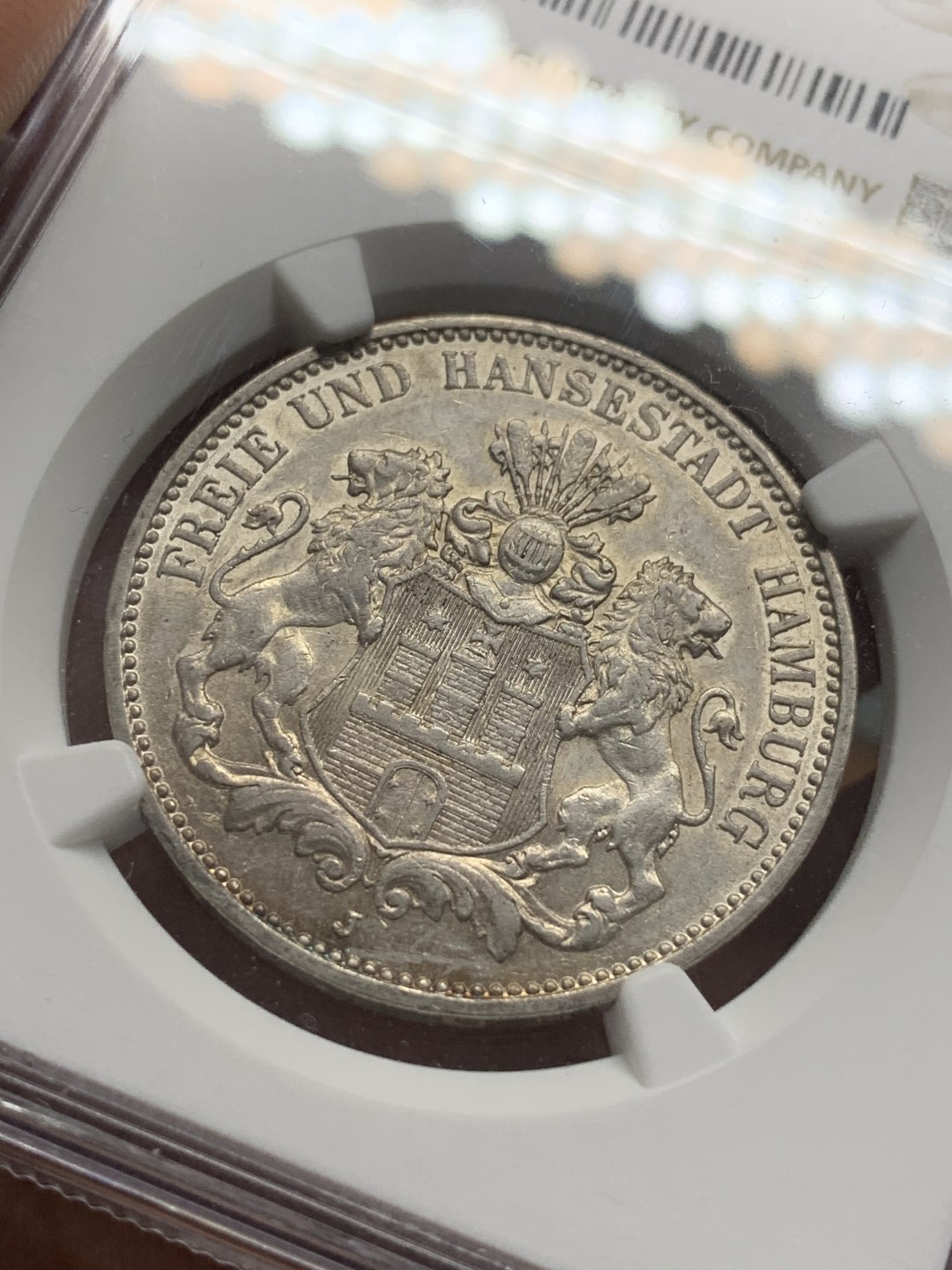 《竞宝斋》第96场-本周日，周一，周四，3场连拍（全场不限金额包邮） NGC AU55，德国，1910年汉堡双狮3马克银币。