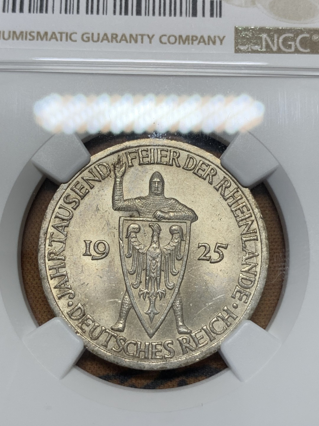 《竞宝斋》第96场-本周日，周一，周四，3场连拍（全场不限金额包邮） NGC-MS63 德国   1925年 3马克 魏玛共和国莱茵千年