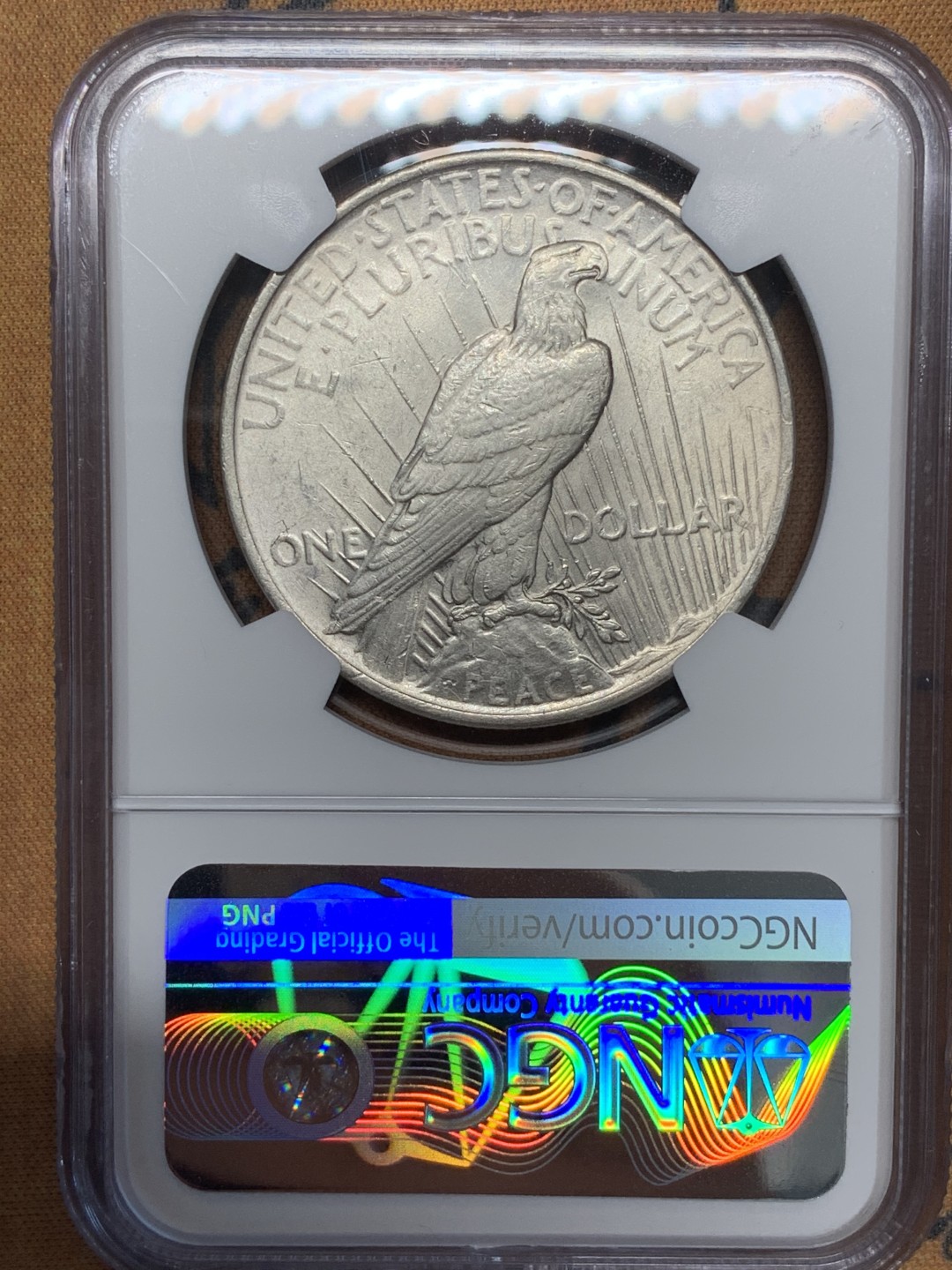 《竞宝斋》第96场-本周日，周一，周四，3场连拍（全场不限金额包邮） NGC-MS61 美国1923年 和平鸽一元大银币 原光好品 低评