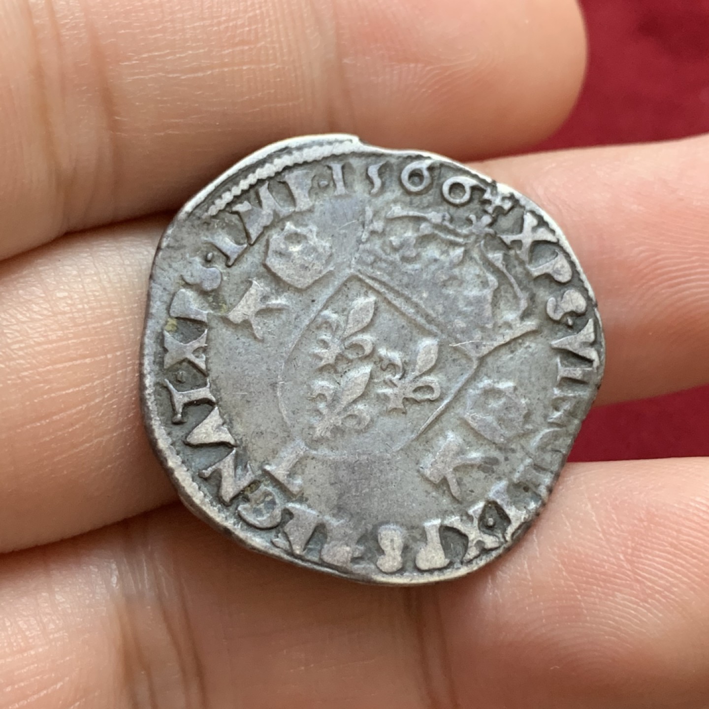 《竞宝斋》第96场-本周日，周一，周四，3场连拍（全场不限金额包邮） 1566年-L 法国 查理九世 teston 9克 银币 背面打制很不错，还能看到光泽