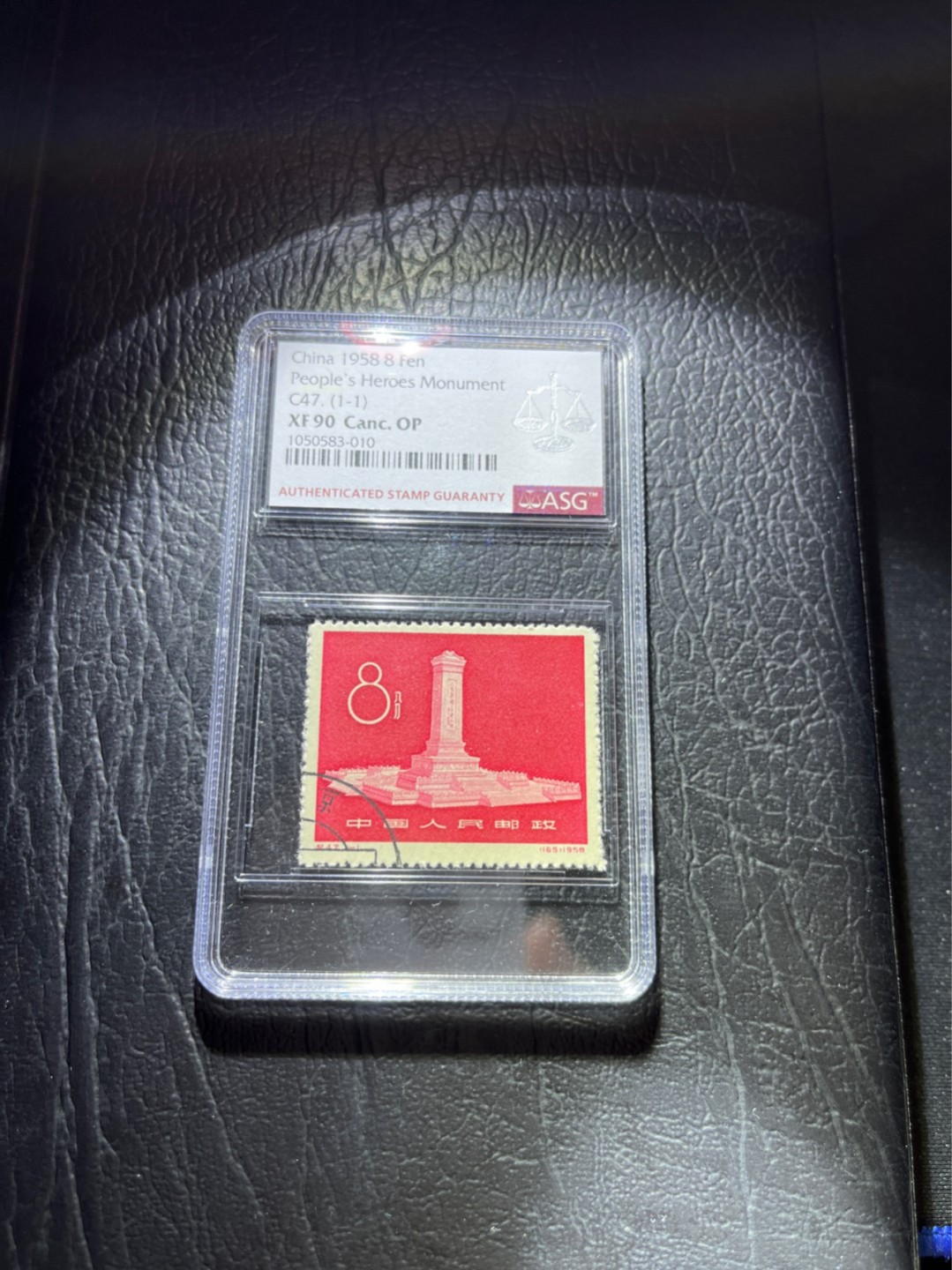 洪涛臻品 精选邮票限时拍卖第三十三期 纪47纪念碑盖销  ASG90分，版撕送评，状态极佳，齿孔饱满居中好，90分基本就是老纪特草纸票的天花板了!一步到位。 喜欢不要错过。