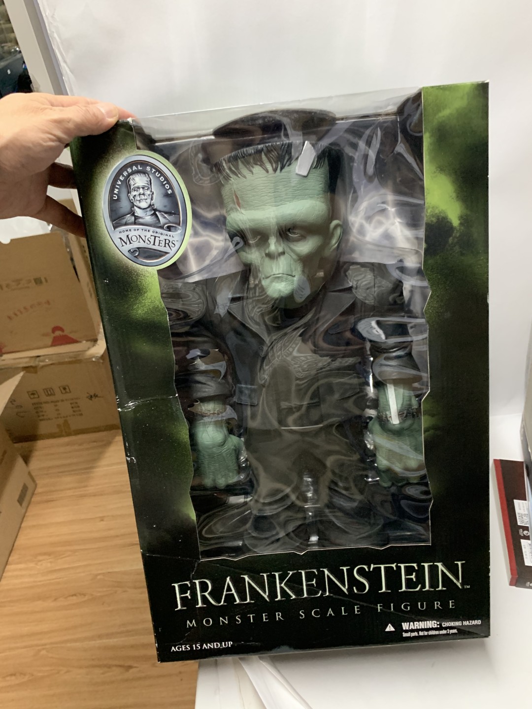 零元拍：初版MEZCO18寸环球怪物宇宙科学怪人弗兰肯潮玩公仔人偶模型，全新未拆。中拍还送价值25元盒乐屋定分卡一套
