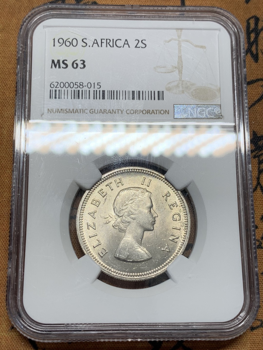 《竞宝斋》第96场-本周日，周一，周四，3场连拍（全场不限金额包邮） NGC-MS63 英属南非 1960年 伊丽莎白二世 2先令 少见品种