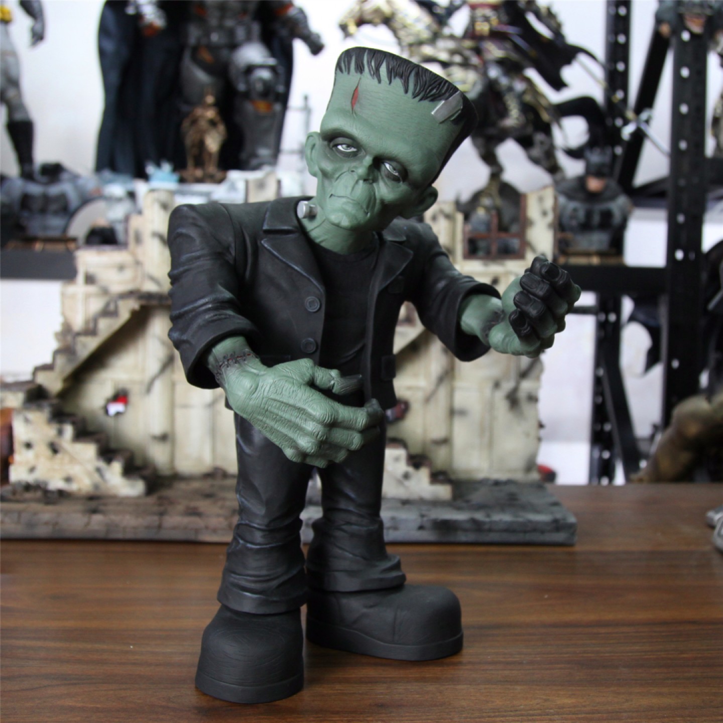 零元拍：初版MEZCO18寸环球怪物宇宙科学怪人弗兰肯潮玩公仔人偶模型，全新未拆。中拍还送价值25元盒乐屋定分卡一套