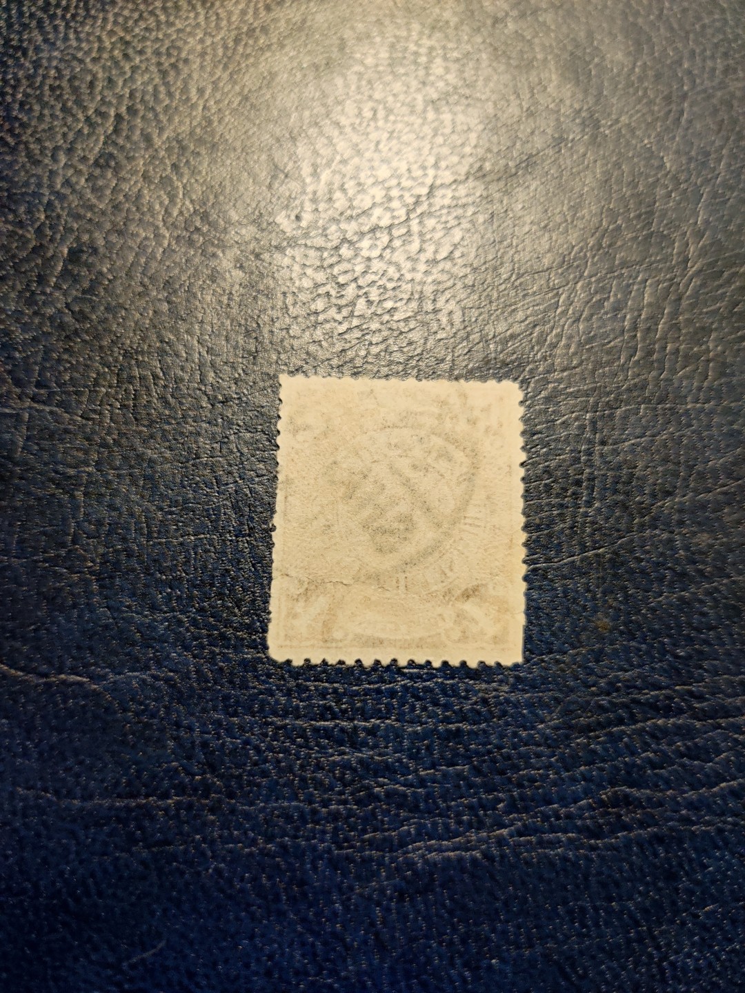 洪涛臻品 精选邮票限时拍卖第三十二期 清代龙票4分，上海戳漂亮（图3谨供参考）！验证过保真，如非真品终生包退，品相自定。百年真品古董，入手大清邮票实物的难得机会！