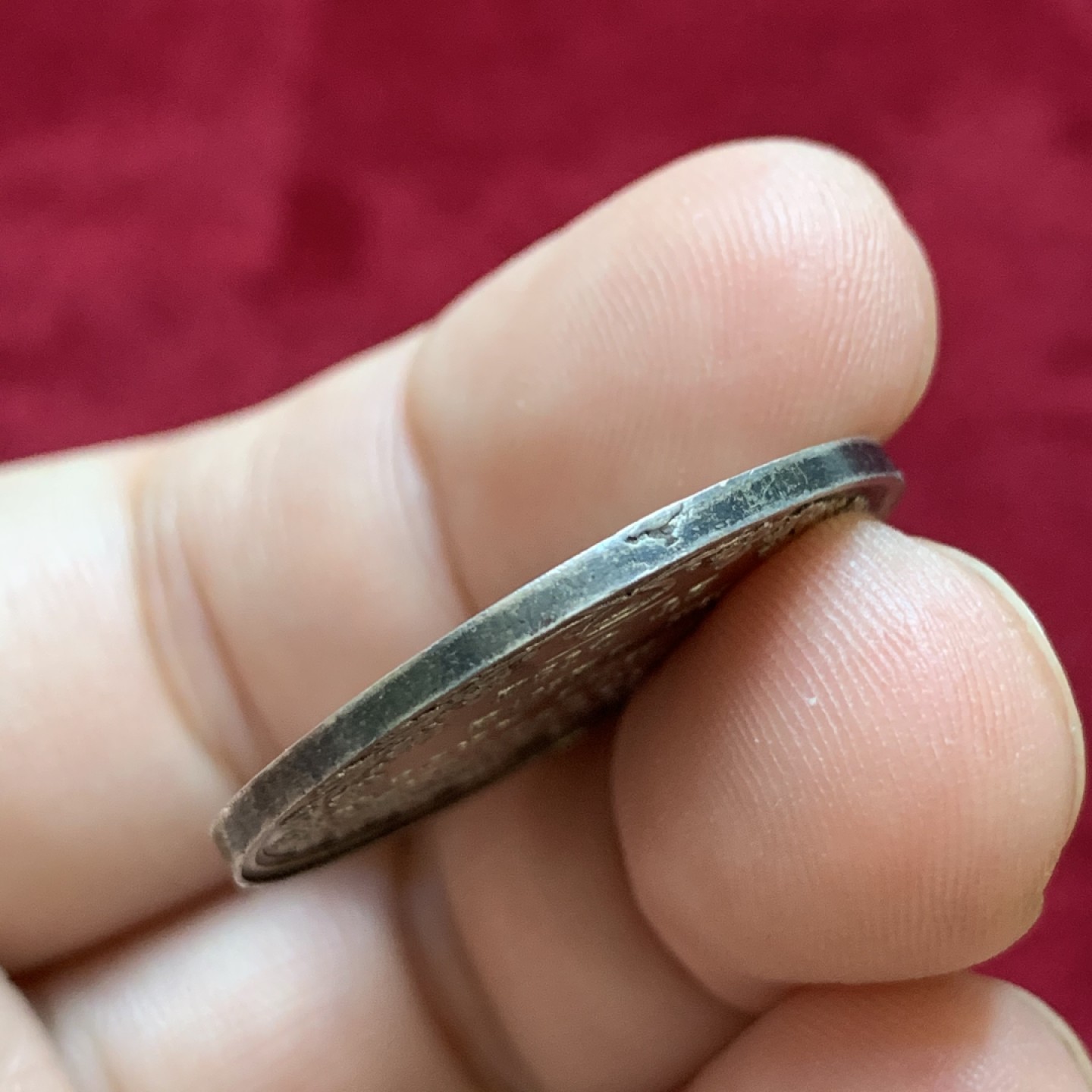 《竞宝斋》第96场-本周日，周一，周四，3场连拍（全场不限金额包邮） 法国农业圆形银代币 早期油灯边铭 29毫米 10.25克