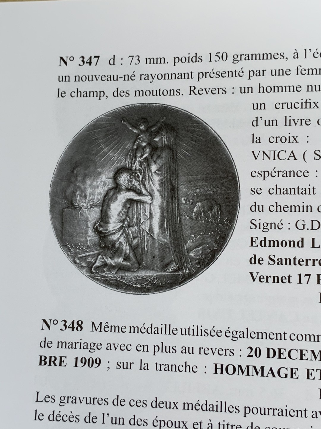 《竞宝斋》第96场-本周日，周一，周四，3场连拍（全场不限金额包邮） 法国 结婚 纪念章 目录 厚达 320页 重达1.6公斤 A4纸大小 亏运费的品种 不过介绍的非常详细 版本众多