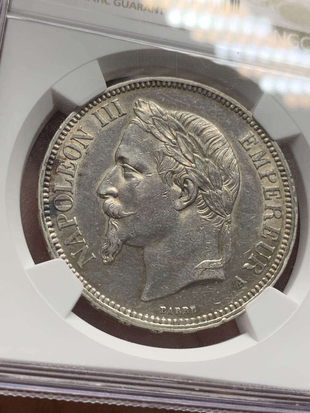 《竞宝斋》第96场-本周日，周一，周四，3场连拍（全场不限金额包邮） NGC UNCD 法国1867A 拿破仑三世 5法郎银币 错标50分