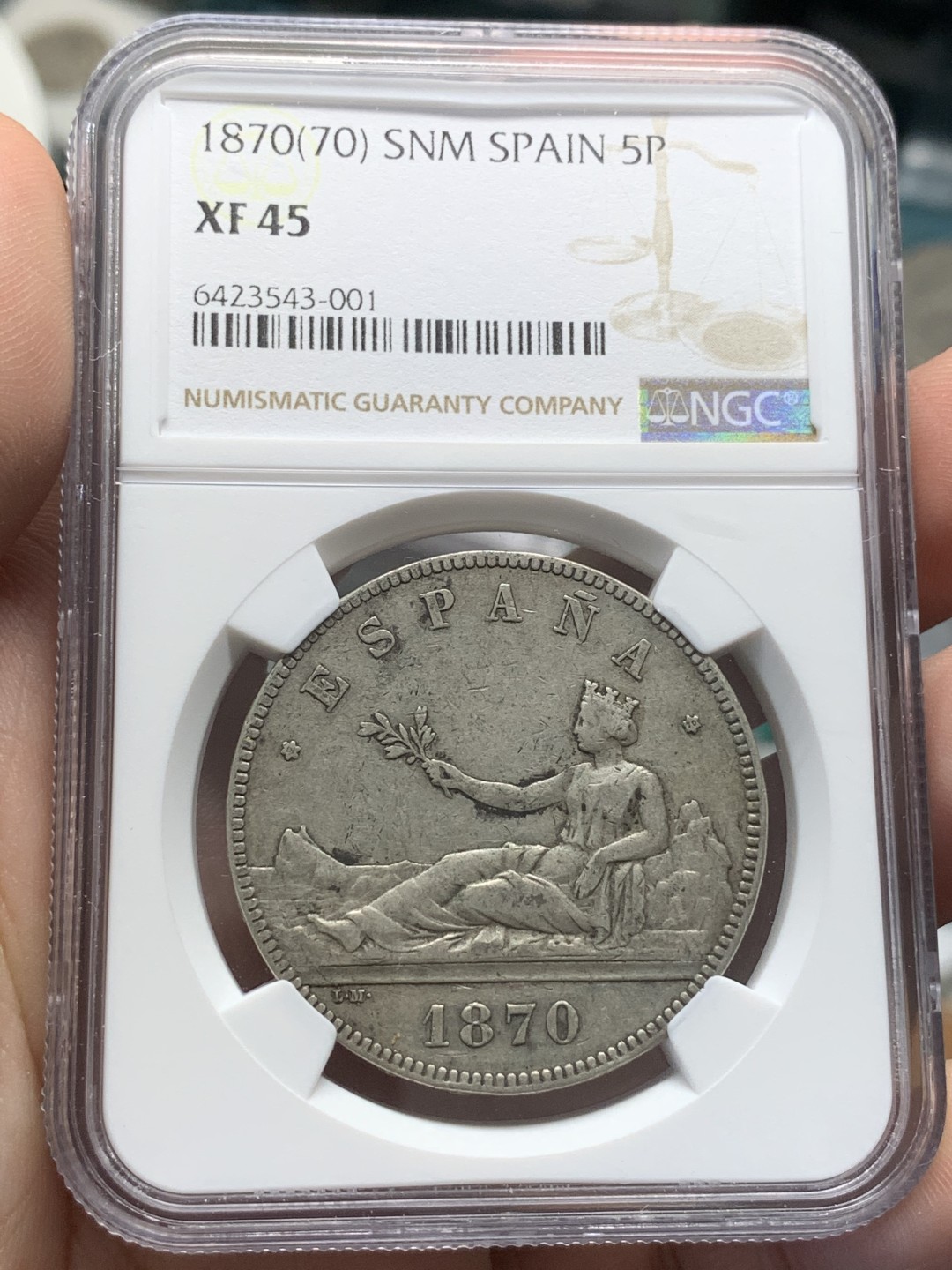 《竞宝斋》第96场-本周日，周一，周四，3场连拍（全场不限金额包邮） NGC XF45 西班牙 1870年 拿花女神5比塞塔双柱银币 老包浆原状态 发行仅一年 有分少
