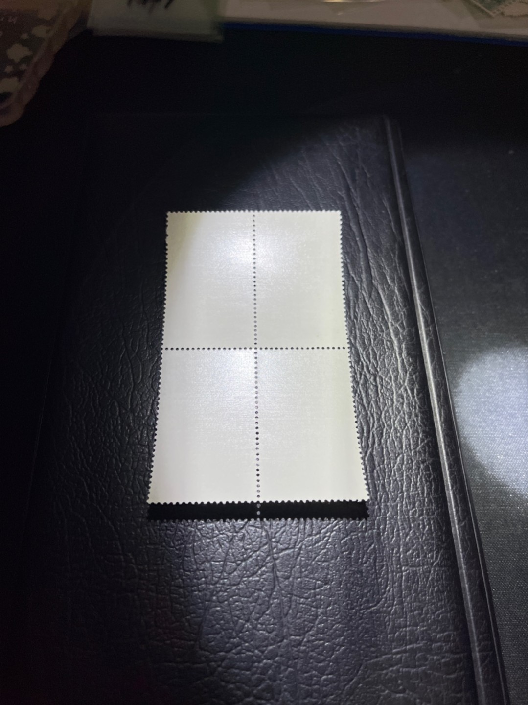 洪涛臻品 精选邮票限时拍卖第三十八期 特67石油 5-2盖销 四方连，中心戳， 版撕全品嘎嘎绝，非常漂亮。解放初的经典票，整版撕开，面艳胶白，票挺洁净，齿孔完美，收藏评级两相宜。老纪特的版票资源十分稀缺难寻，机会来临时必须抓住。