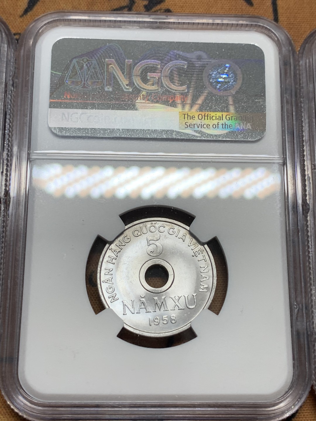 《竞宝斋》第96场-本周日，周一，周四，3场连拍（全场不限金额包邮） 印支三兄弟–ngc 越南1958年高分ms铝币一套3枚
