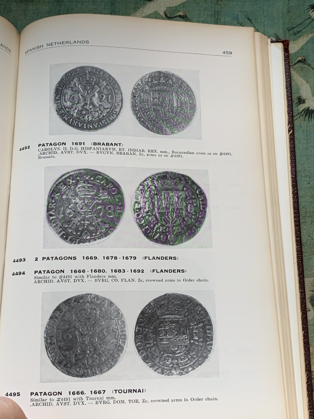 《竞宝斋》第96场-本周日，周一，周四，3场连拍（全场不限金额包邮） 达文波特 欧洲克朗1600-1700 达文波特目录最少版本 厚达630页