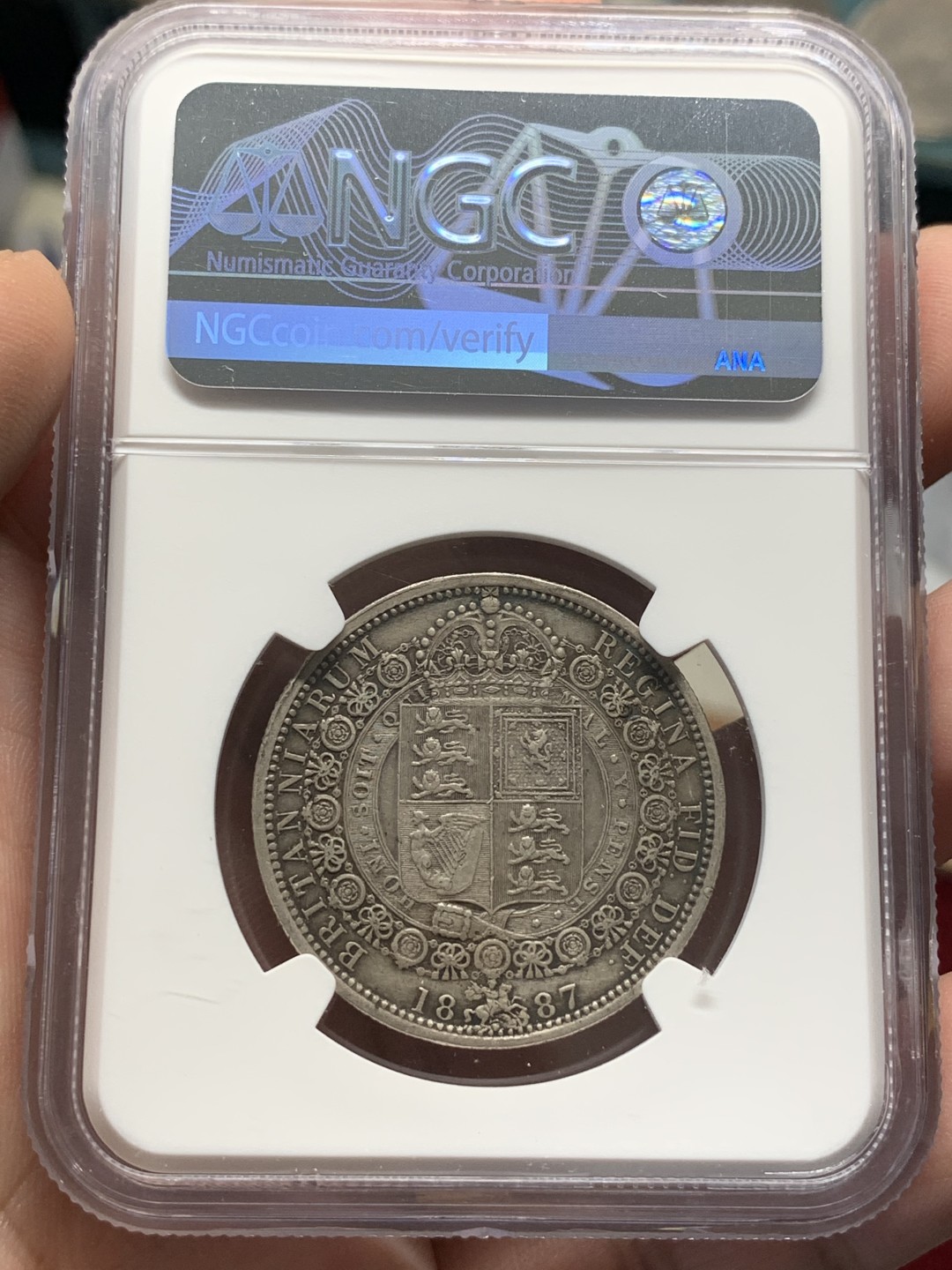 《竞宝斋》第96场-本周日，周一，周四，3场连拍（全场不限金额包邮） NGC-XFD 英国维多利亚 1887年1/2克朗 银币 币面细节清晰磨损少