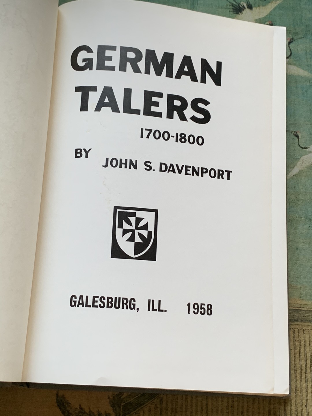 《竞宝斋》第96场-本周日，周一，周四，3场连拍（全场不限金额包邮） 达文波特 德国泰勒 1700-1800 是标准目录的同时本身也是收藏品厚达416页