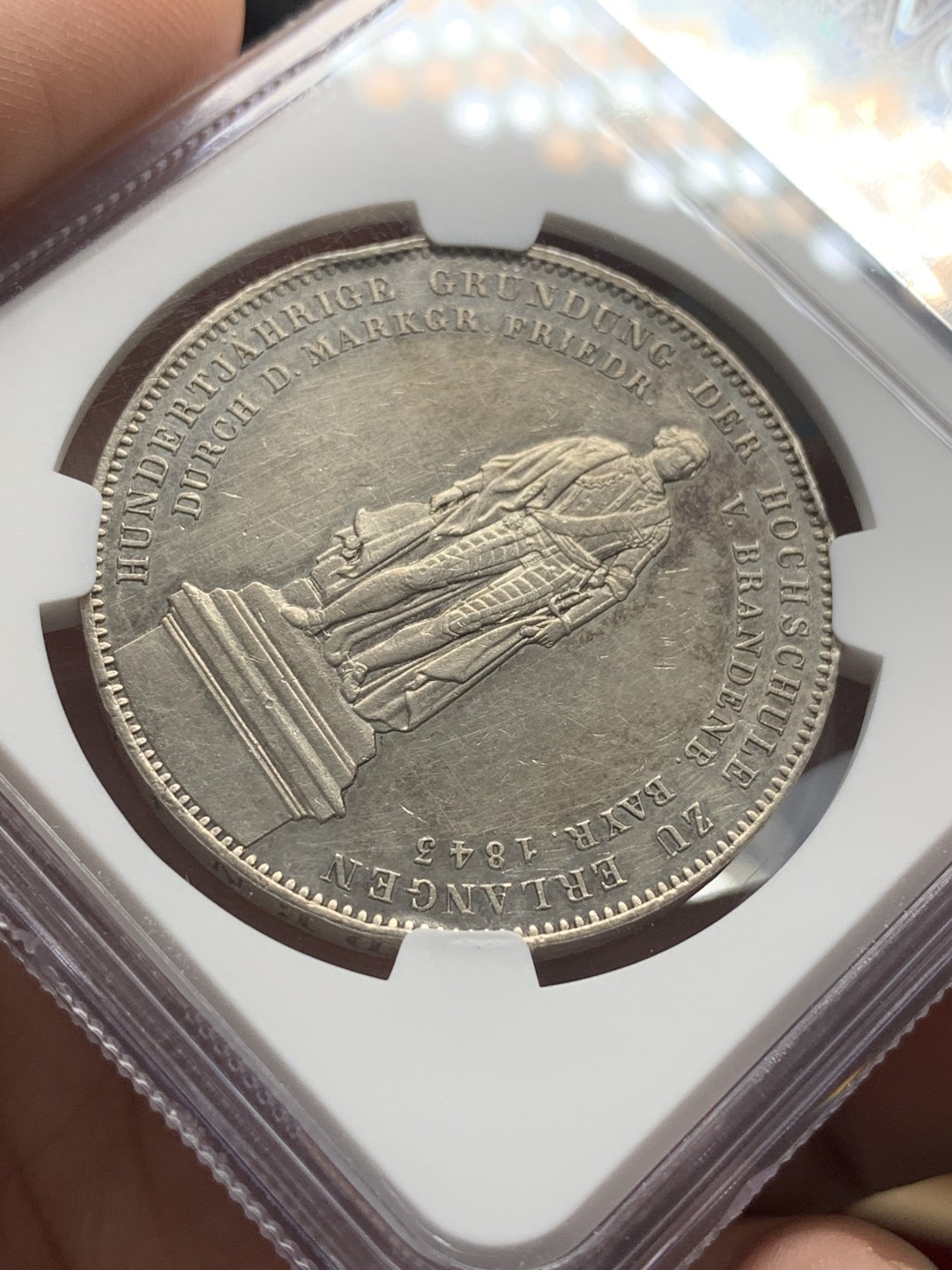 《竞宝斋》第96场-本周日，周一，周四，3场连拍（全场不限金额包邮） NGC-AUD 巴伐利亚1843年2泰勒 巴伐利亚历史系泰勒学院2泰勒37克大银币 品相很好细节清晰