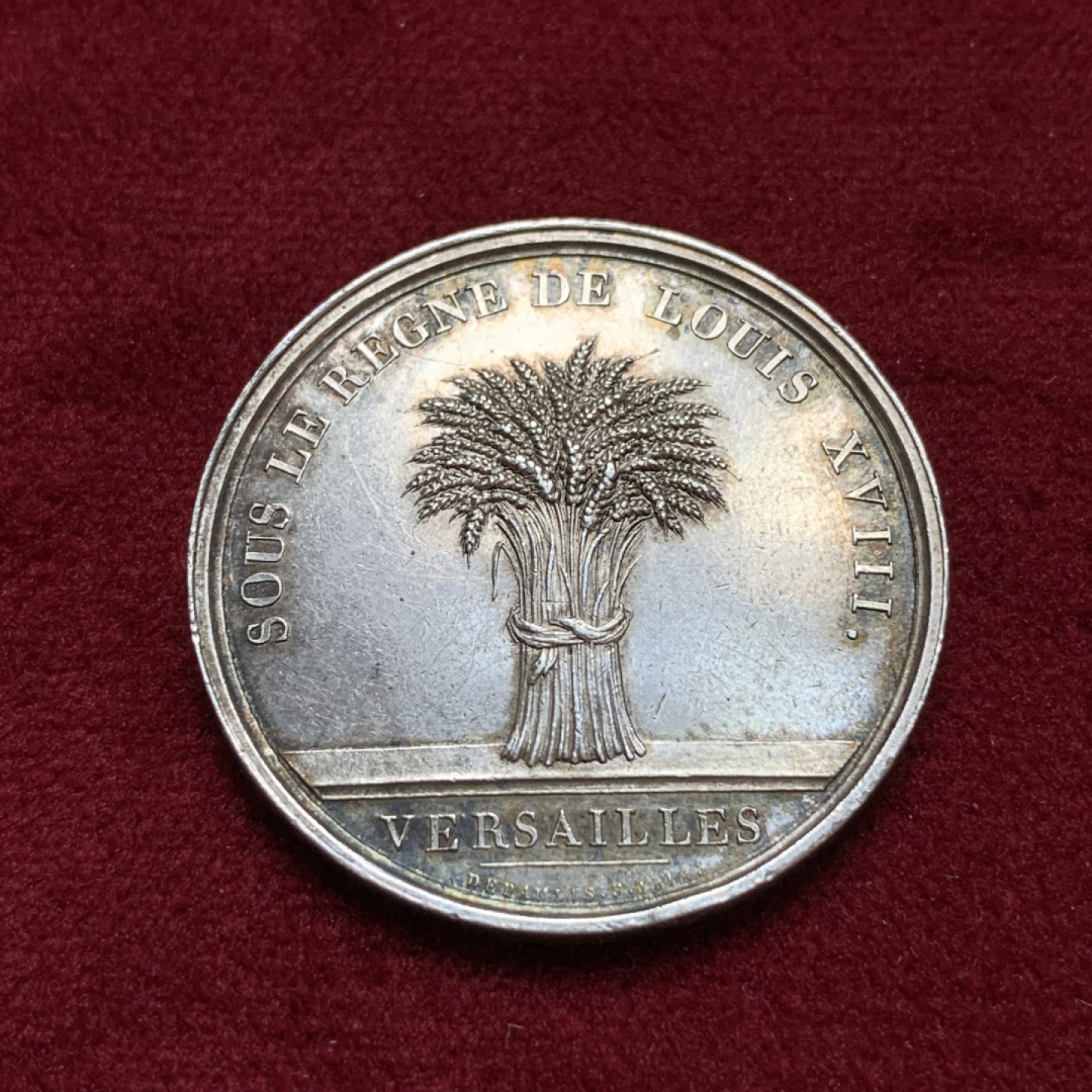 《竞宝斋》第96场-本周日，周一，周四，3场连拍（全场不限金额包邮） 法国农业圆形银代币 早期油灯边铭 29毫米 10.25克