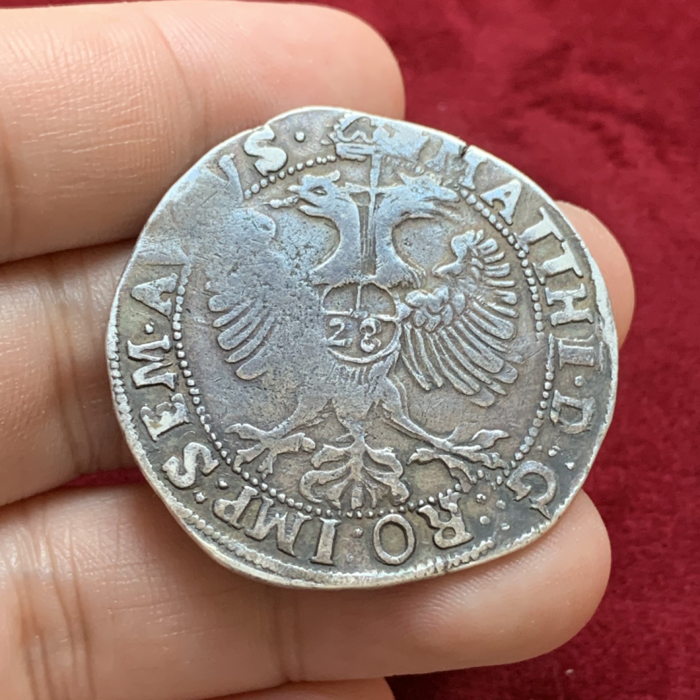 《竞宝斋》第96场-本周日，周一，周四，3场连拍（全场不限金额包邮） 打制深包浆深 荷兰 上艾瑟尔省 兹沃勒市 弗罗林/28Stuiver/三分之二泰勒 17世纪前半期 大银币 对这个品种来说打制很不错，铭文打制很深，图案比较完整