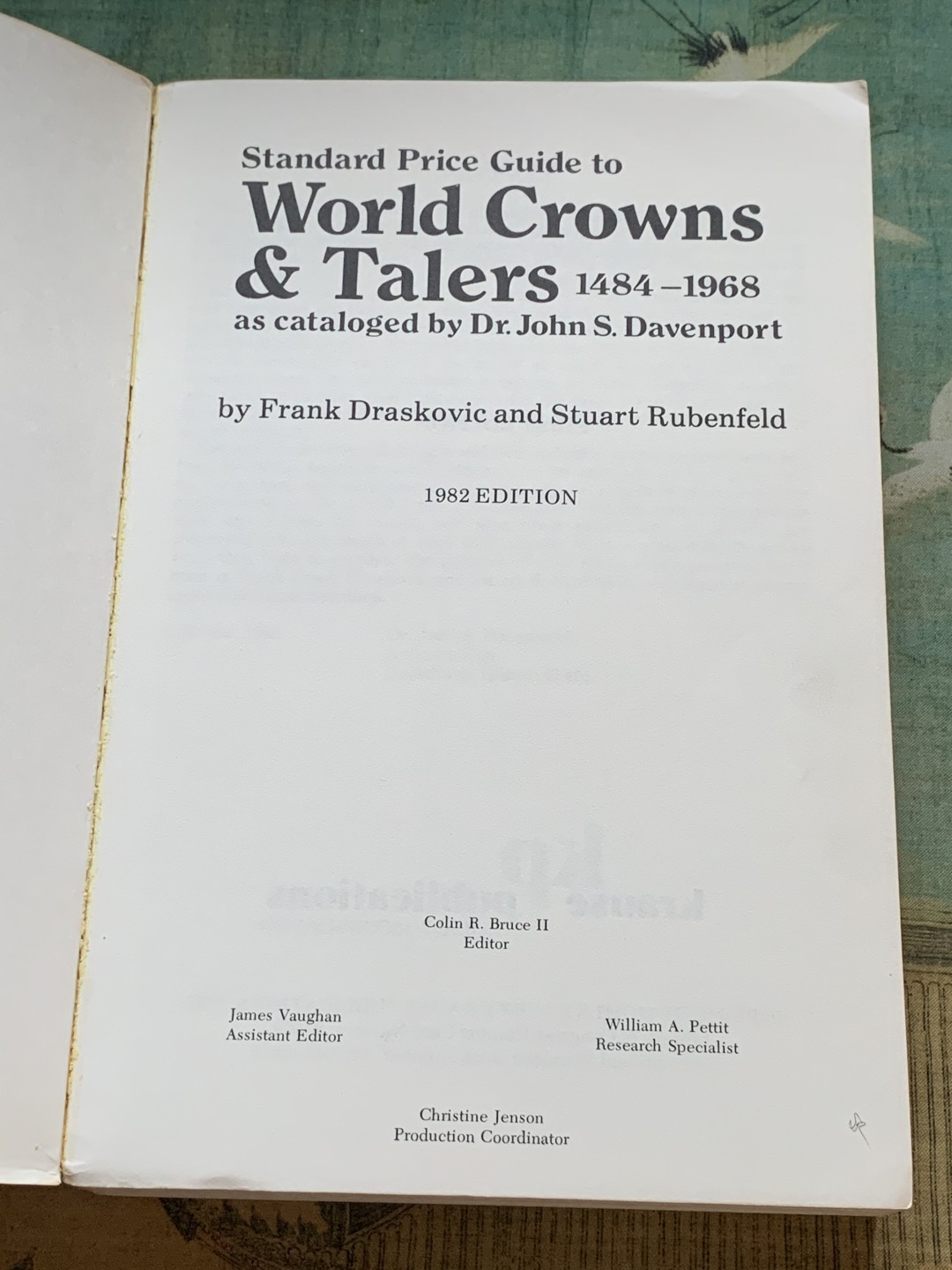 《竞宝斋》第96场-本周日，周一，周四，3场连拍（全场不限金额包邮） 达文波特 克朗与泰勒1484-1968目录与价格指南 厚达 560页