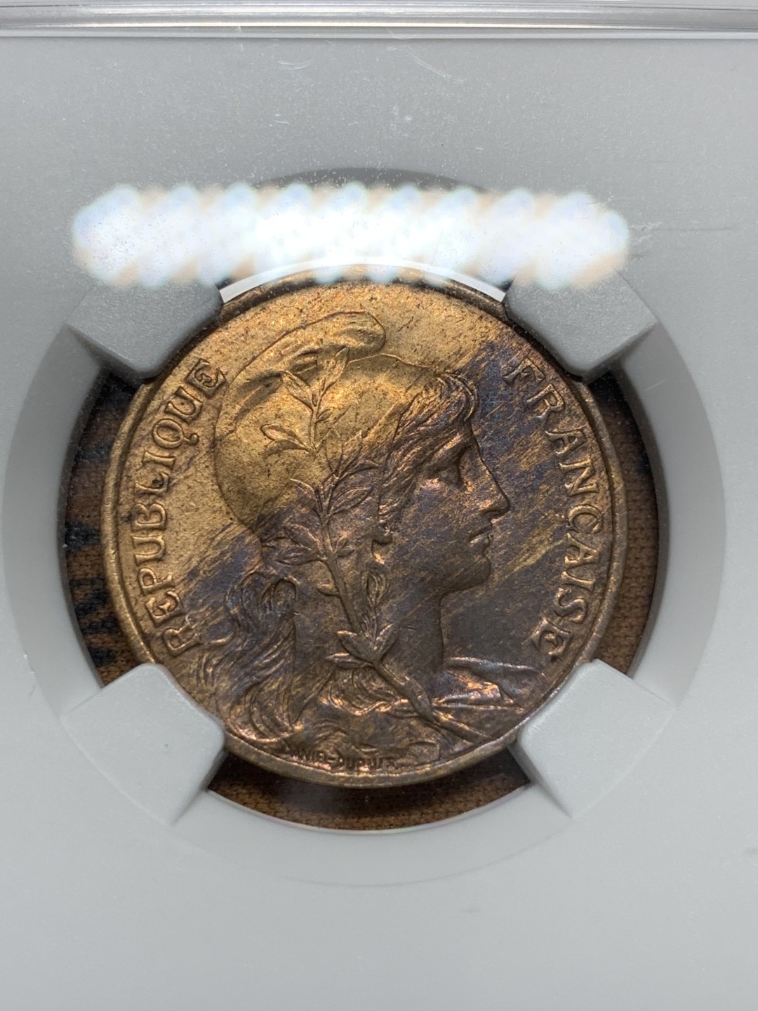 《竞宝斋》第96场-本周日，周一，周四，3场连拍（全场不限金额包邮） NGC AU58BN 法国1917年5分铜币