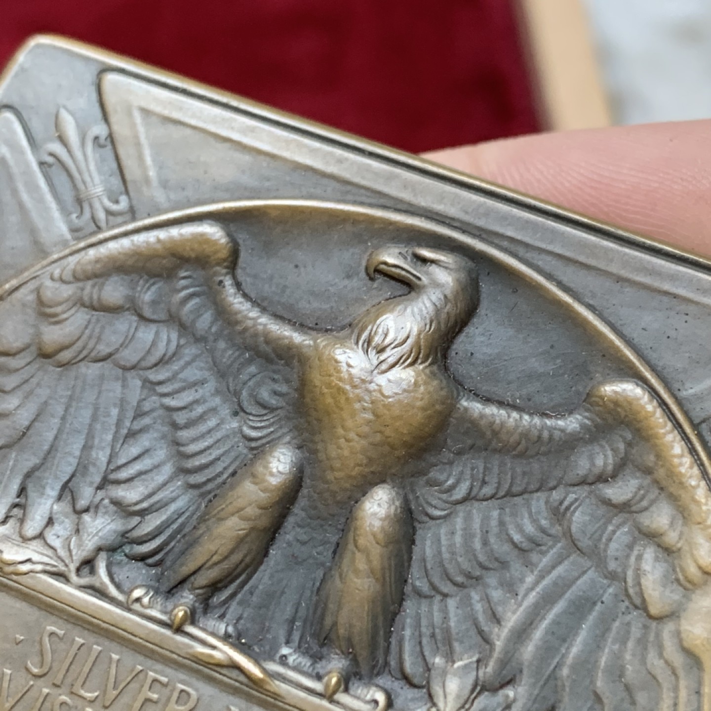 《竞宝斋》第96场-本周日，周一，周四，3场连拍（全场不限金额包邮） 1904年圣路易斯世博会银牌奖章 百年浓郁包浆，带原盒难得，发行量11550枚