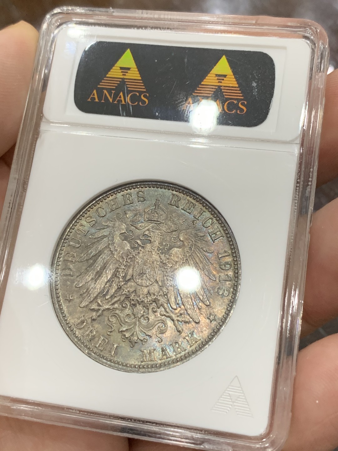 《竞宝斋》第96场-本周日，周一，周四，3场连拍（全场不限金额包邮） ANACS MS65 经典小白盒 德国 1913年 建功碑 3马克银币 五彩包浆