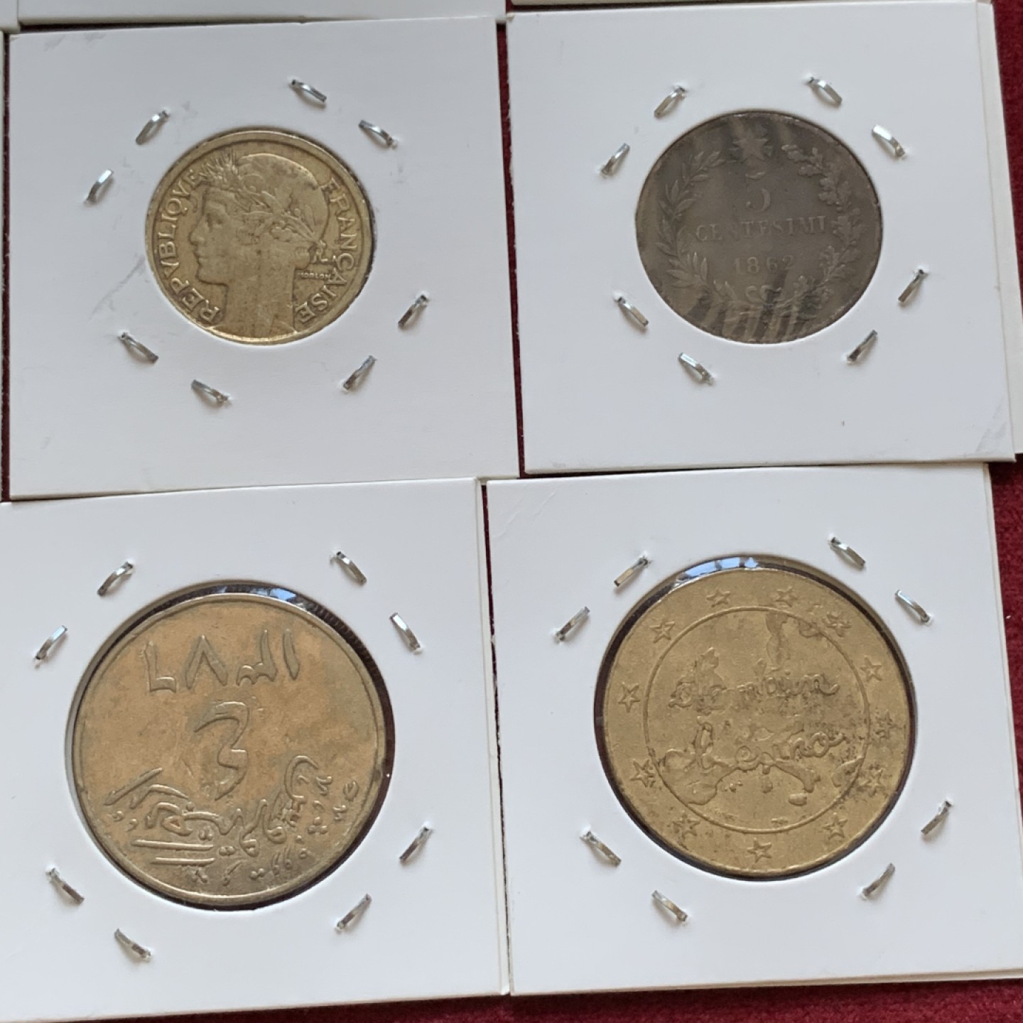 《竞宝斋》第96场-本周日，周一，周四，3场连拍（全场不限金额包邮） 散币（章）一组，总计14枚。含1枚澳大利亚弗罗林银币，另有2枚英国1便士大铜，登基纪念克朗，意大利王国5分，法国景观系列铜章等品种