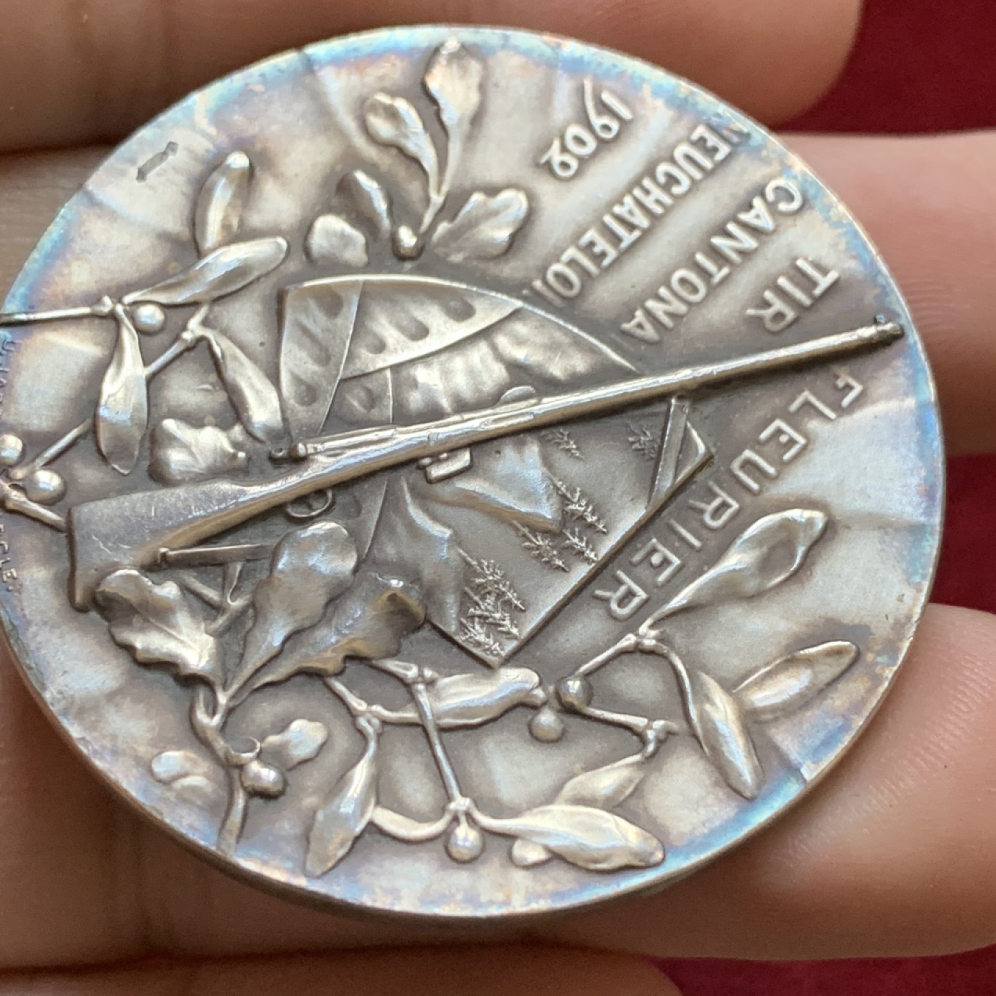 《竞宝斋》第96场-本周日，周一，周四，3场连拍（全场不限金额包邮） 1902年瑞士纳沙泰尔射击节银章带原盒 少见热门品种，引用编号：R-986