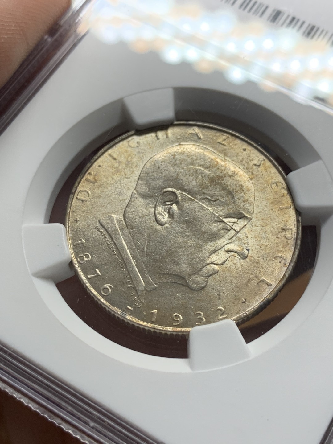 《竞宝斋》第96场-本周日，周一，周四，3场连拍（全场不限金额包邮） NGC-MS63 奥地利1933年 2先令银币 原光好品 早期先令