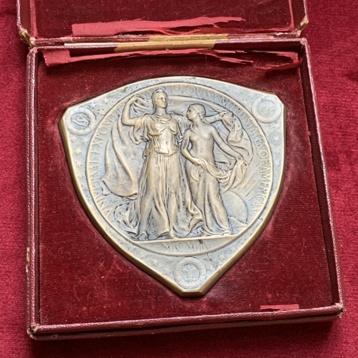 《竞宝斋》第96场-本周日，周一，周四，3场连拍（全场不限金额包邮） 1904年圣路易斯世博会纪念奖章 百年浓郁包浆，带原盒 发行量6000枚